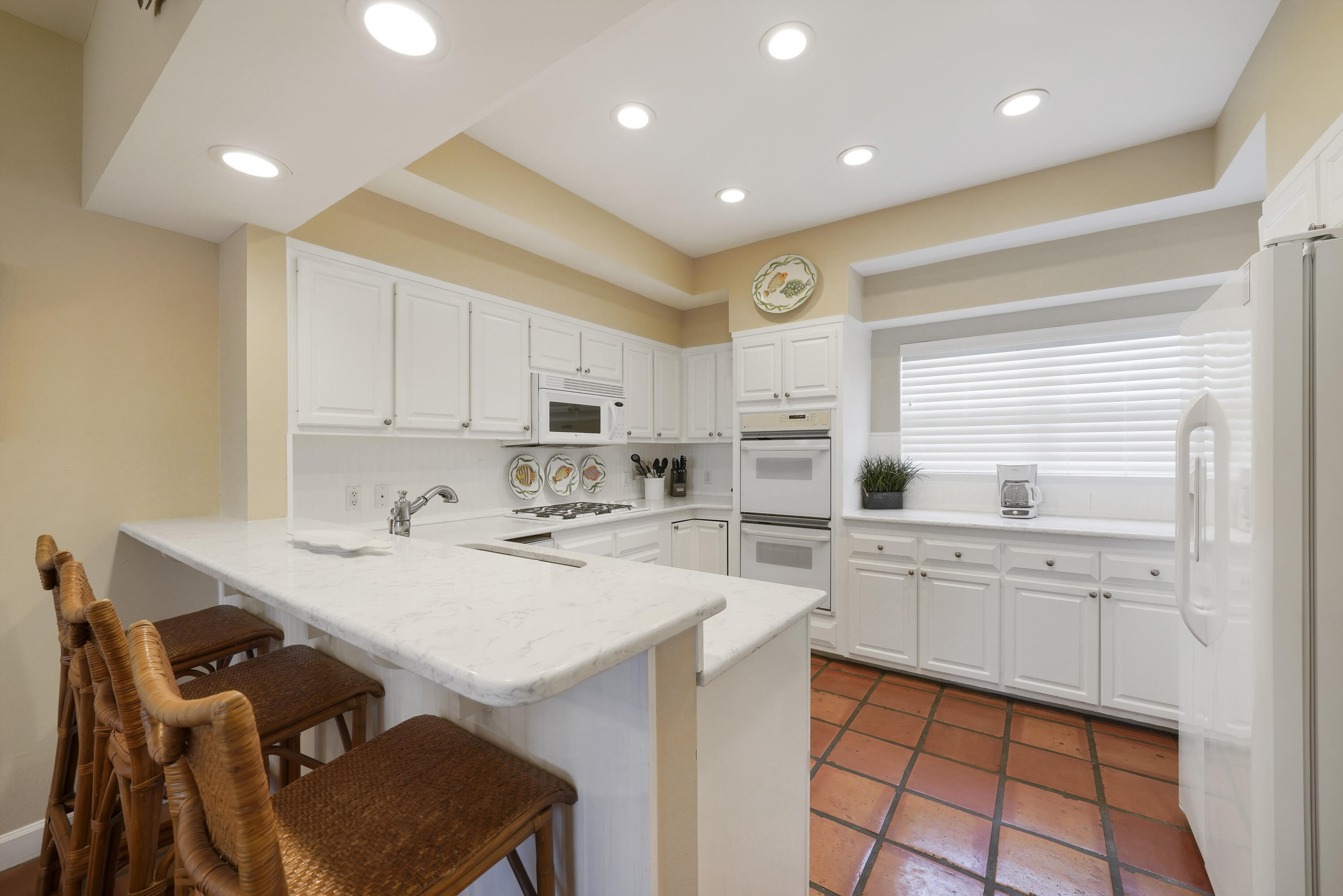 HIDDEN DUNES BEACH VILLAS - Residential