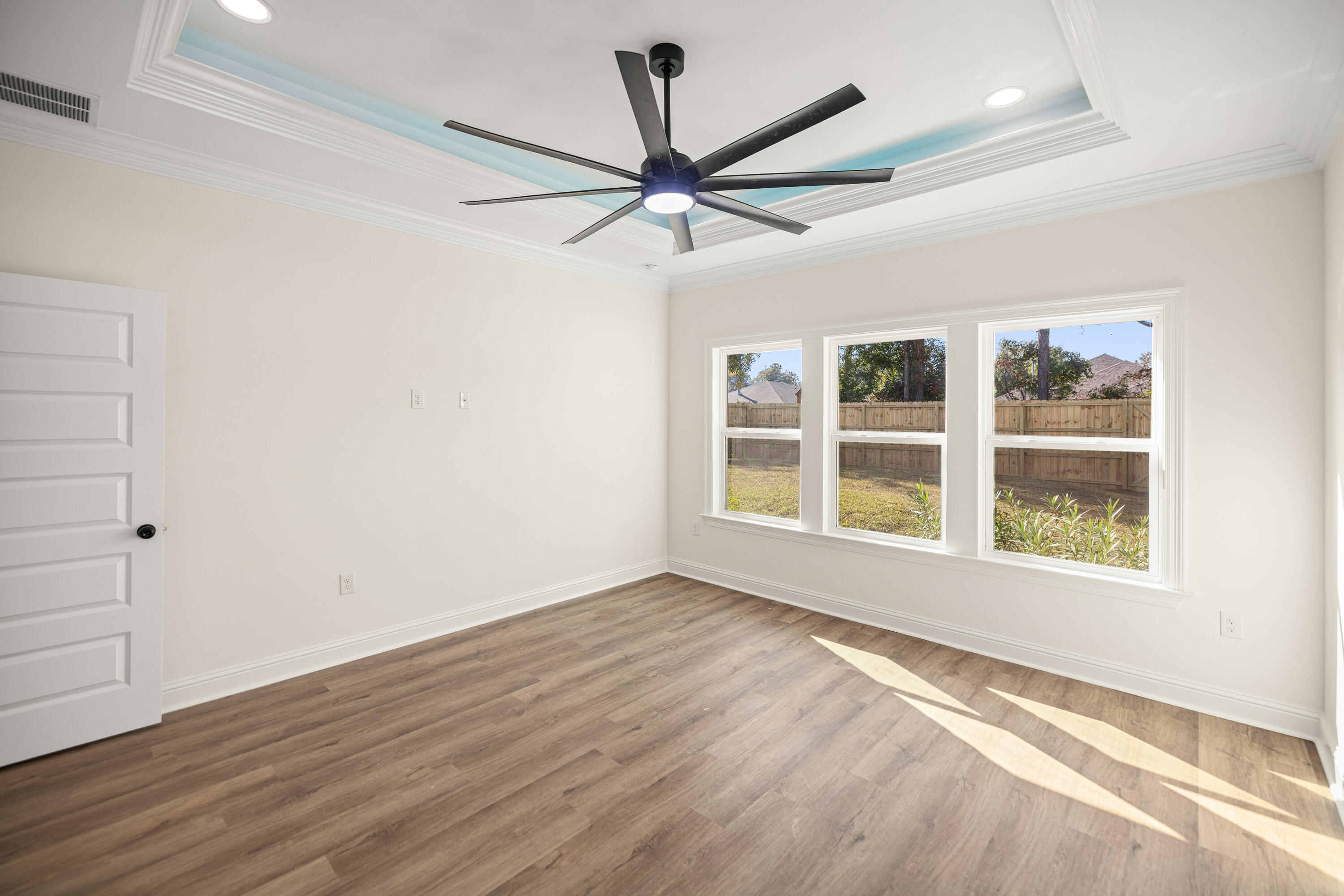 VILLA TASSO TOWN OF - Residential