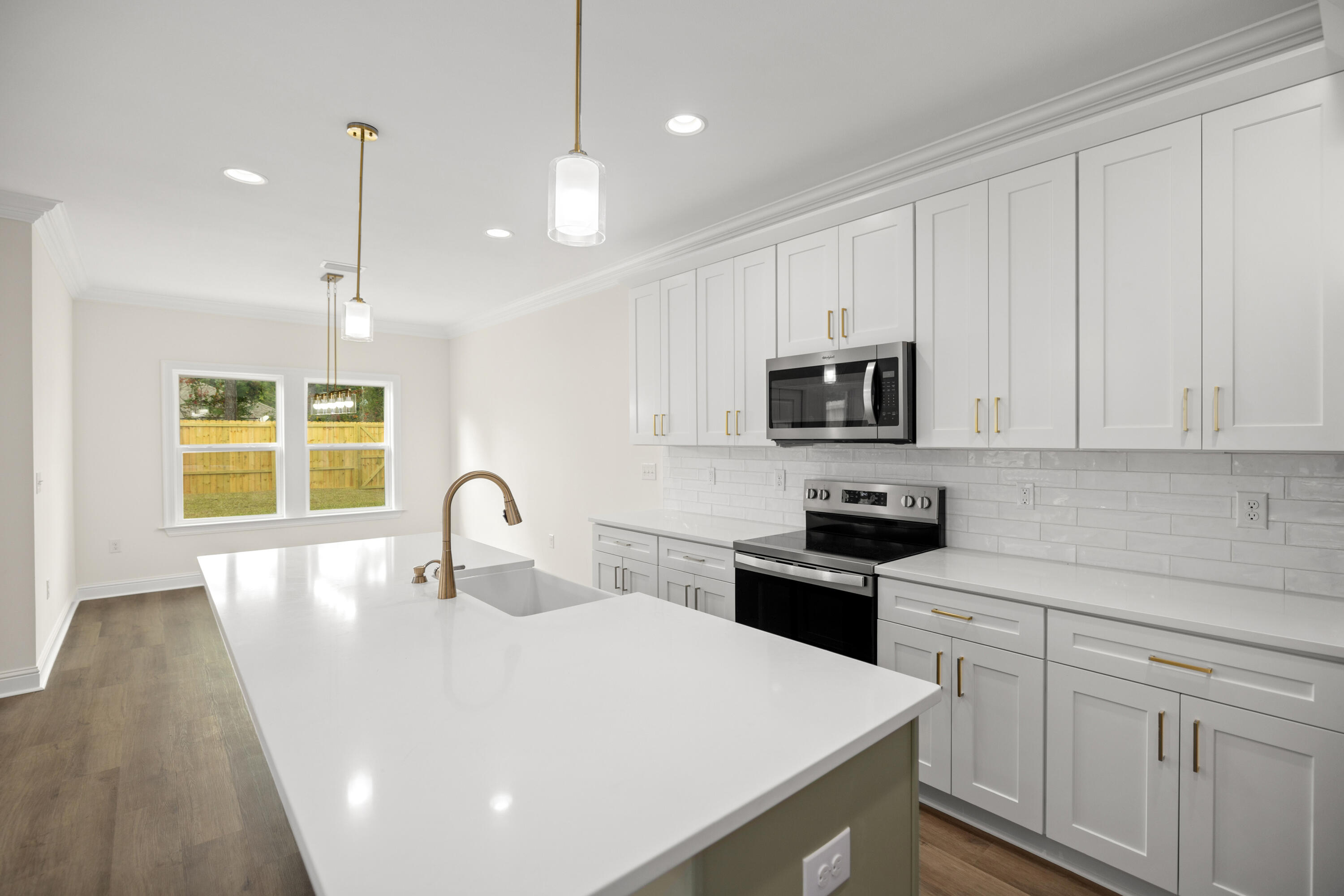 VILLA TASSO TOWN OF - Residential