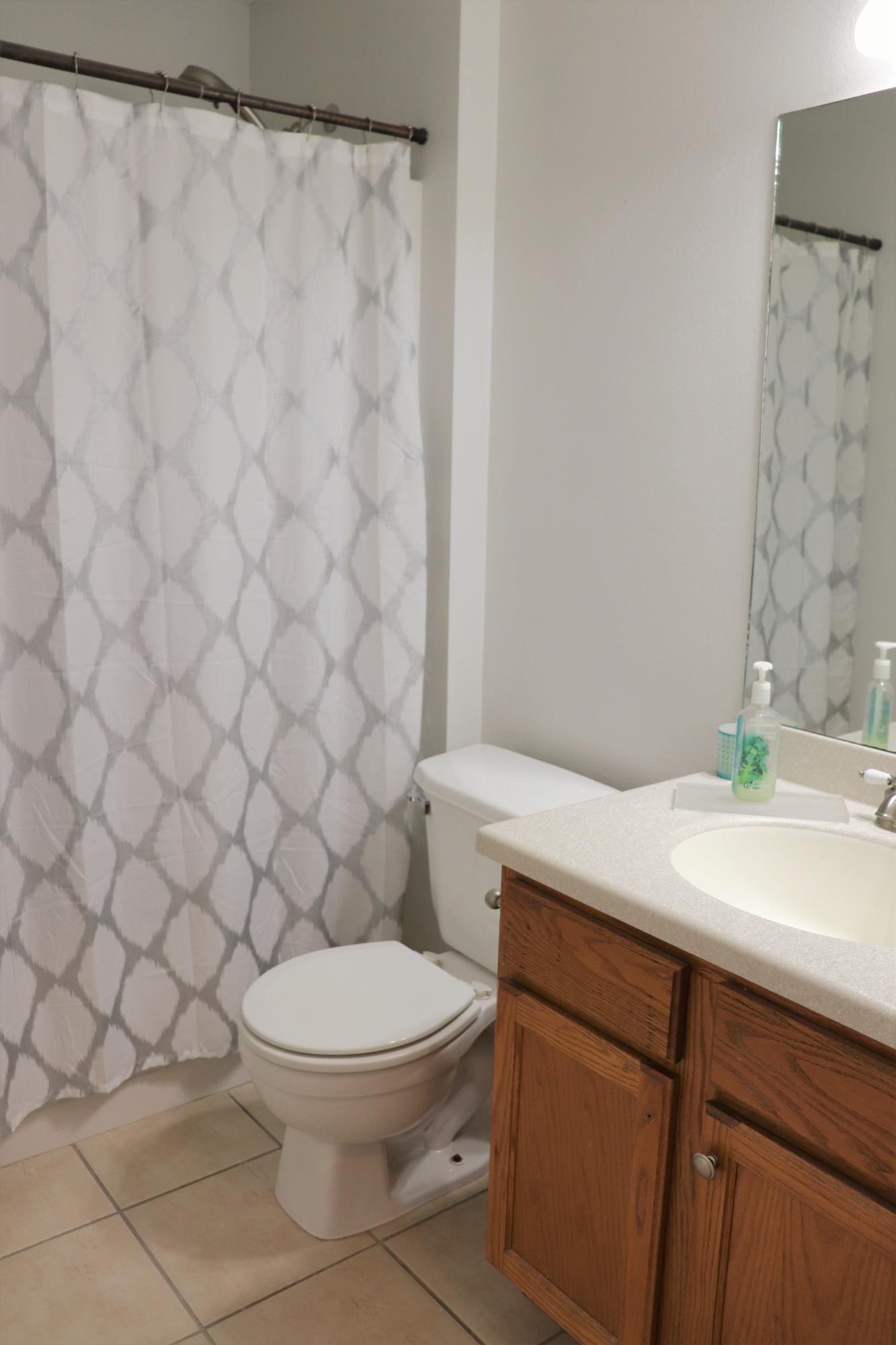 AUBURN ACRES - Residential