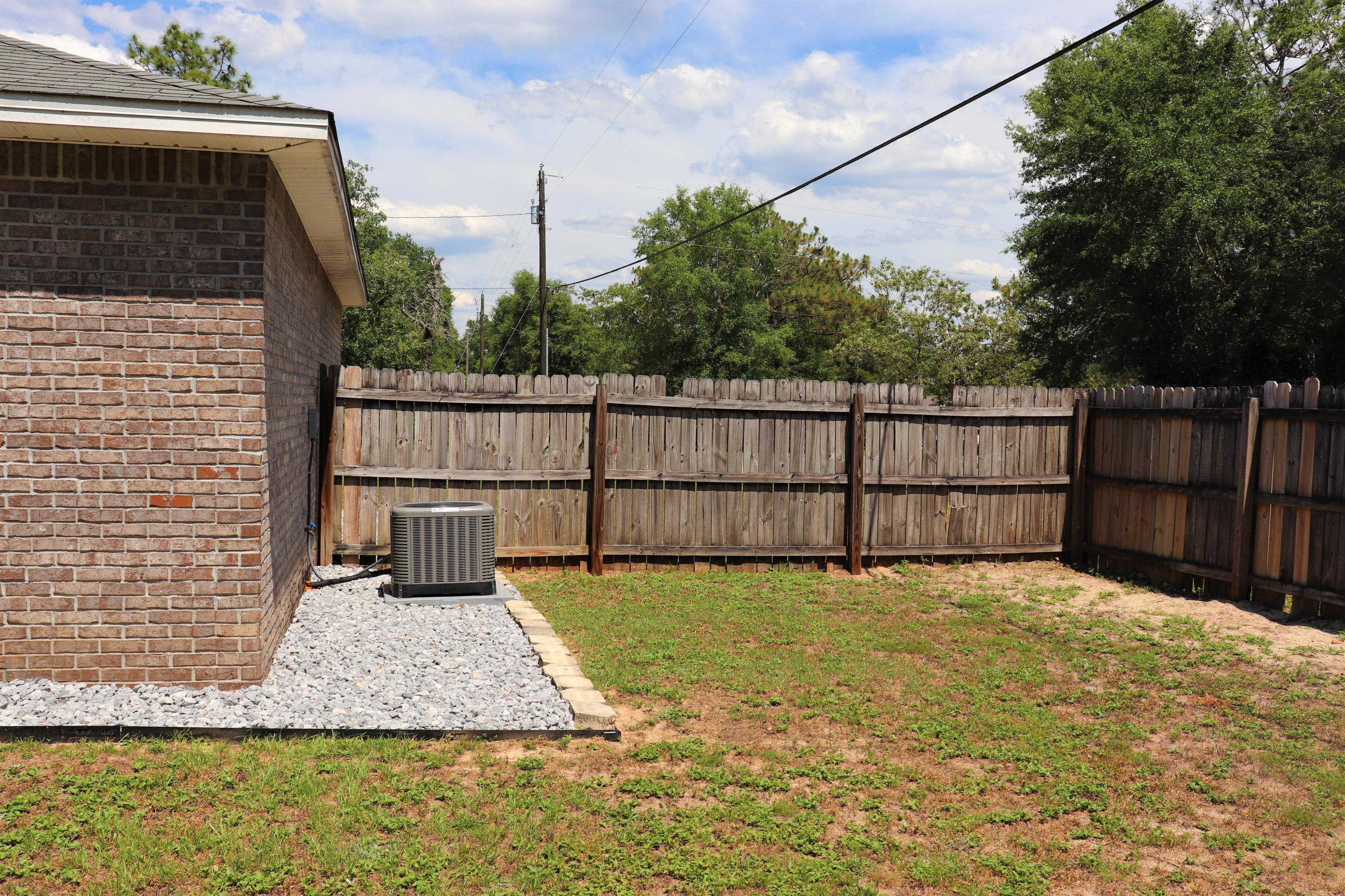 AUBURN ACRES - Residential