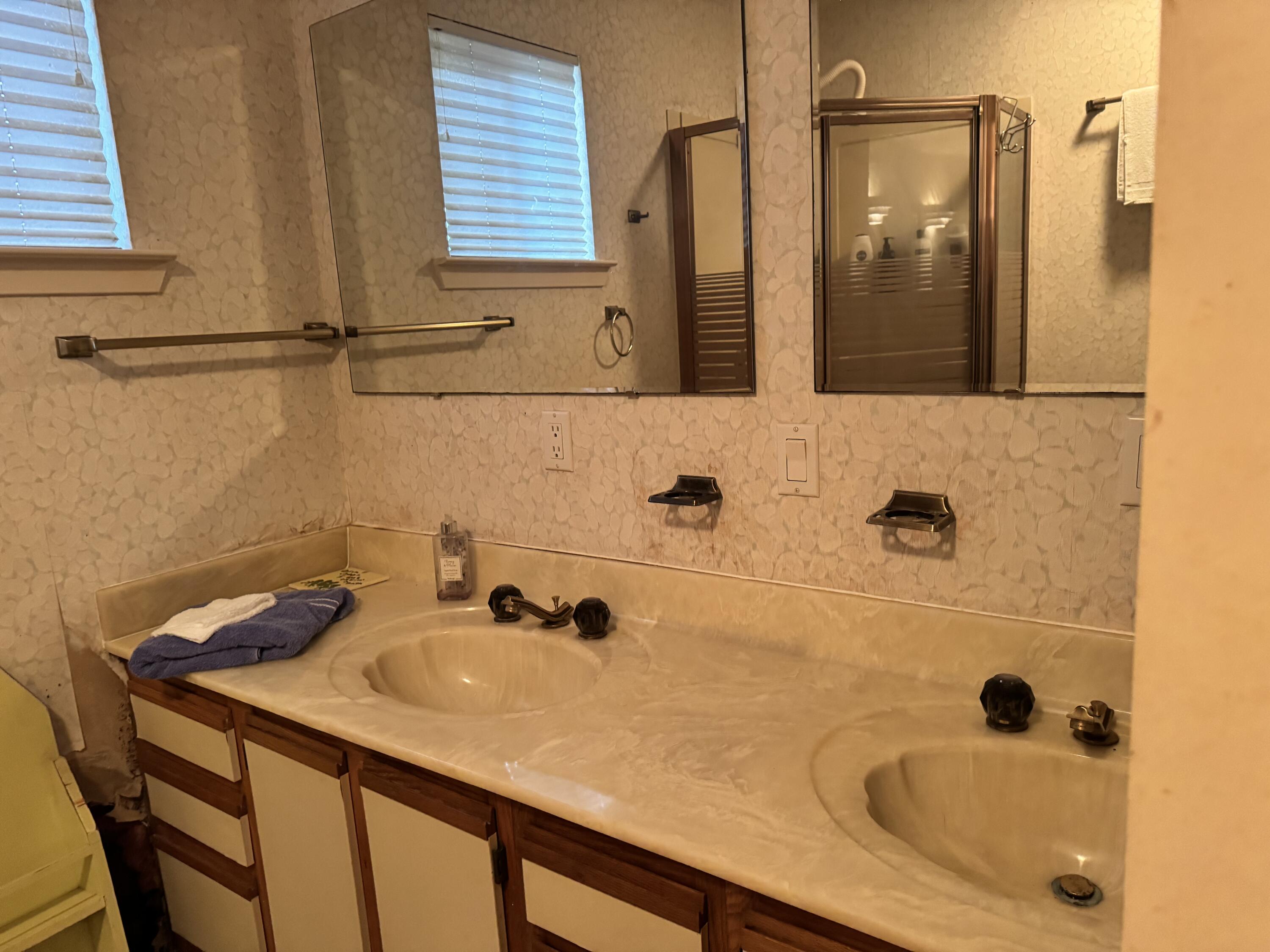 SEAGROVE 1ST ADDN - Residential