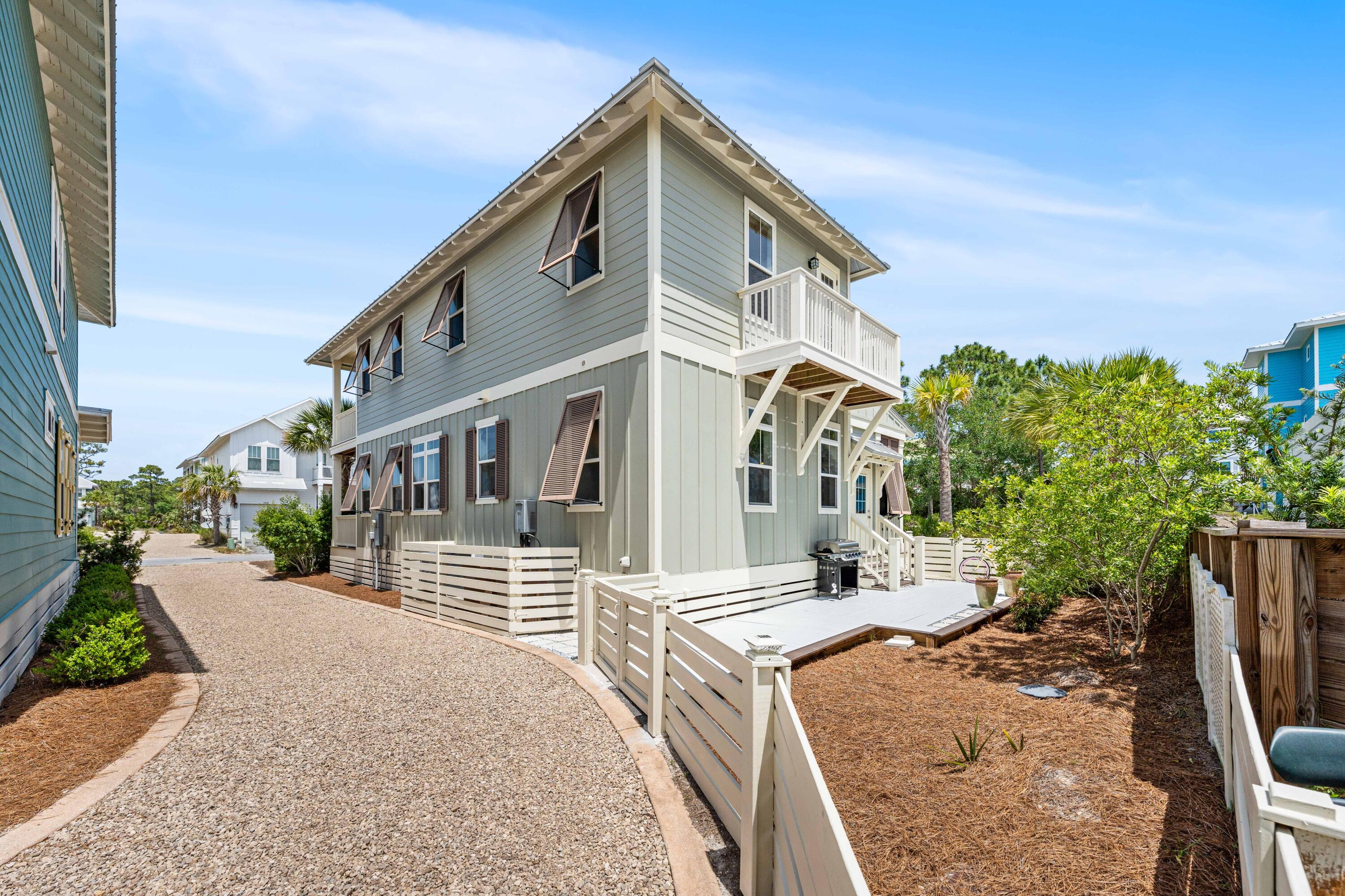 106 Loggerhead Lane
