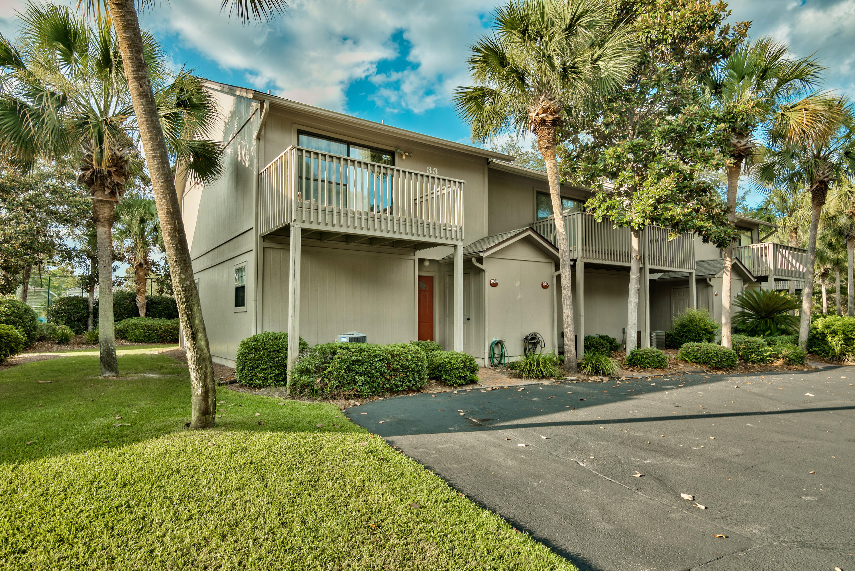 CASSINE GARDENS T/H PH 4 - Residential