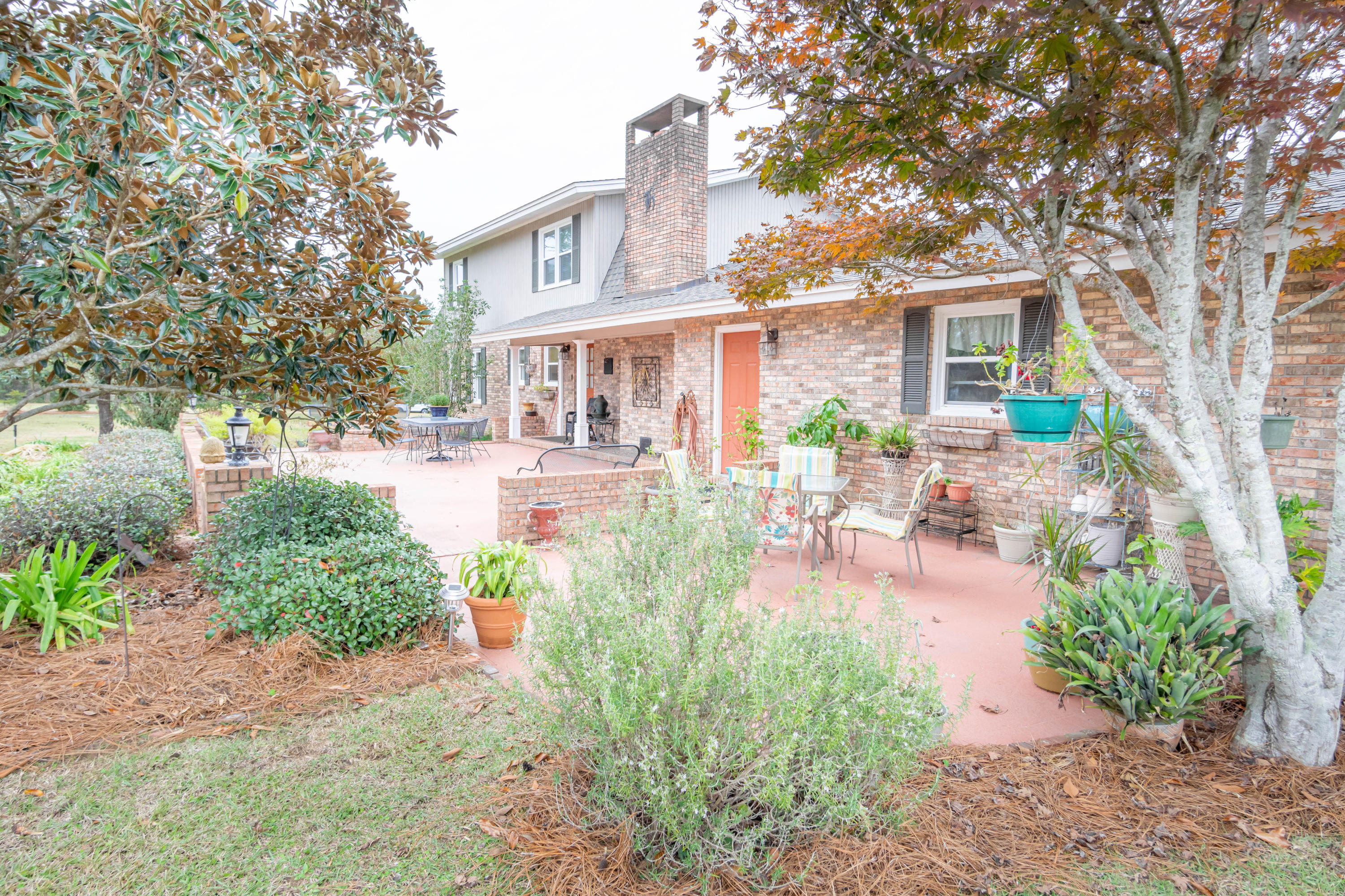 NO RECORDED SUBDIVISION - Residential