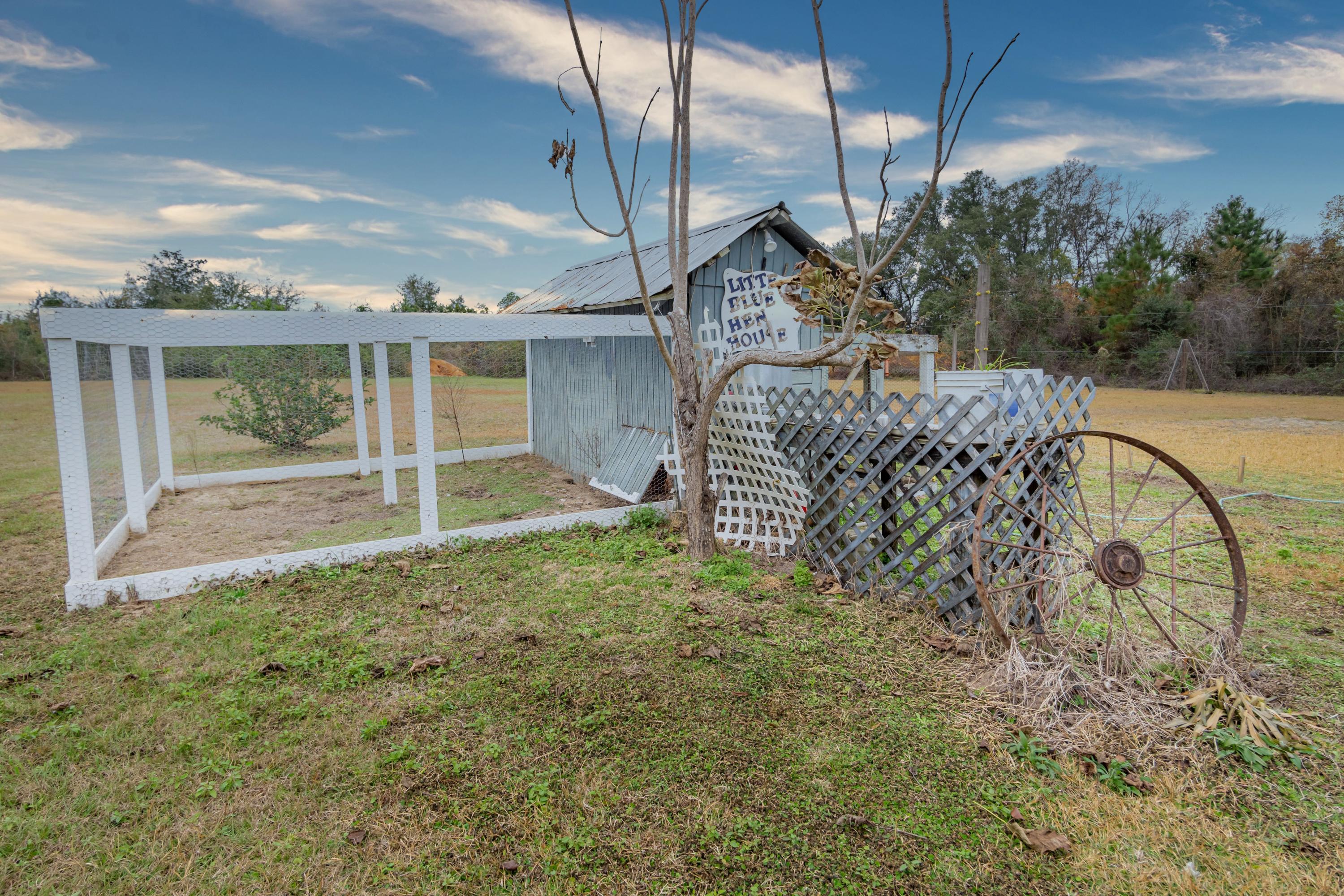 NO RECORDED SUBDIVISION - Residential