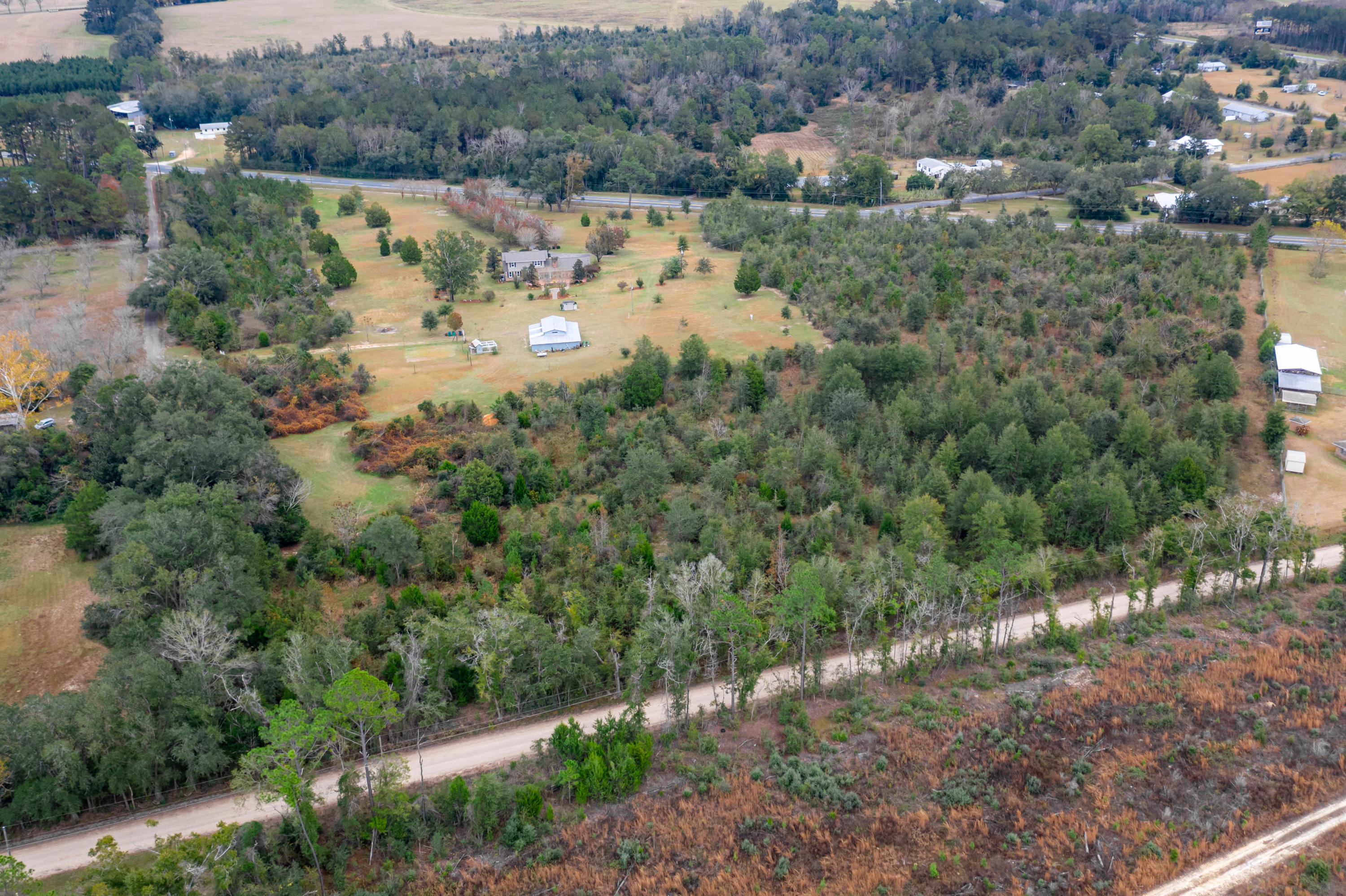 NO RECORDED SUBDIVISION - Residential