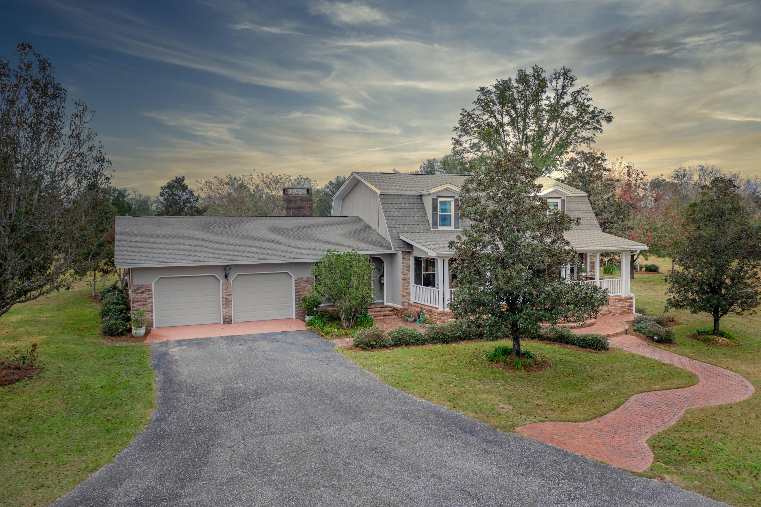NO RECORDED SUBDIVISION - Residential