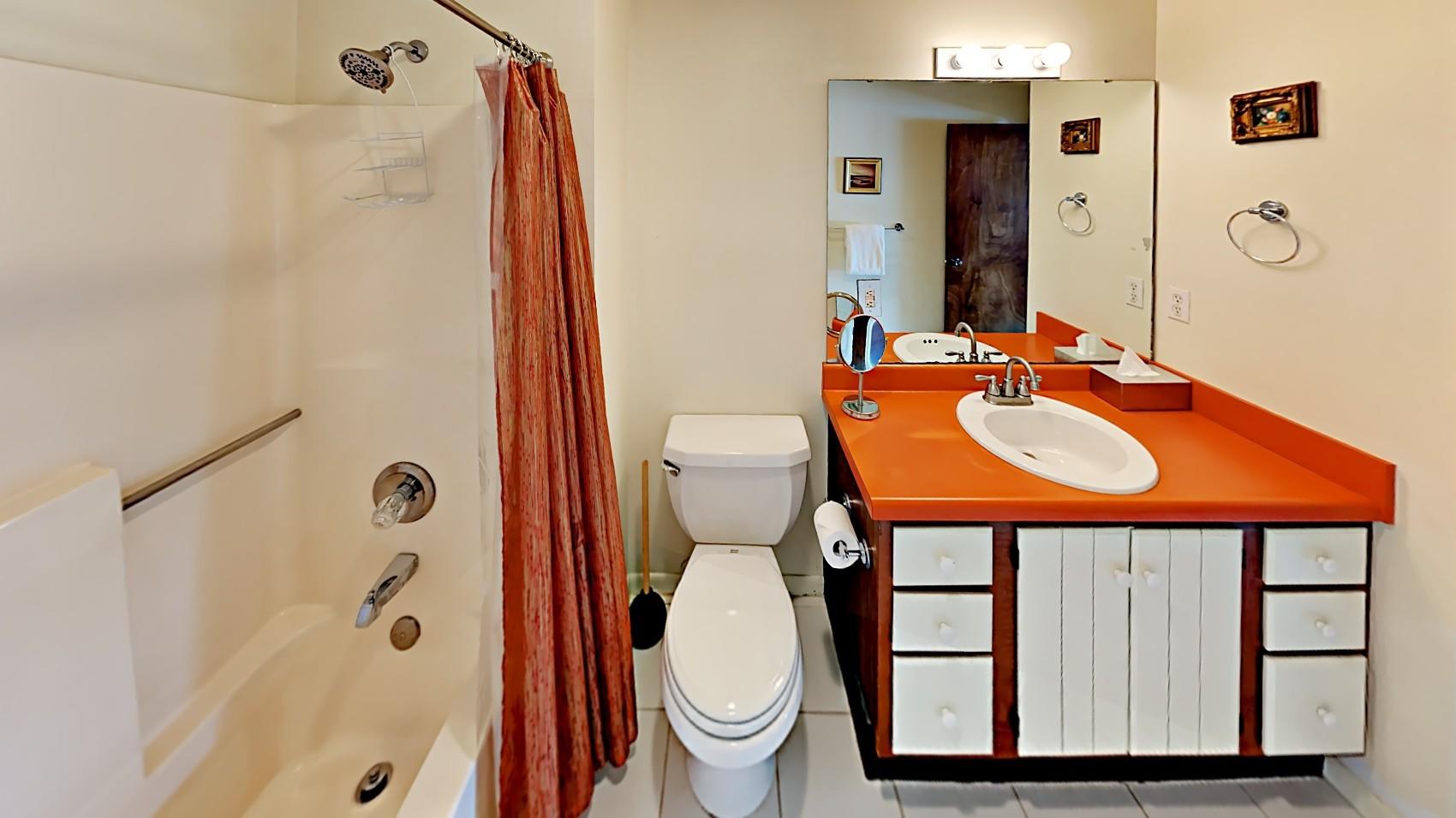 BLUE MOUNTAIN BEACH - Residential