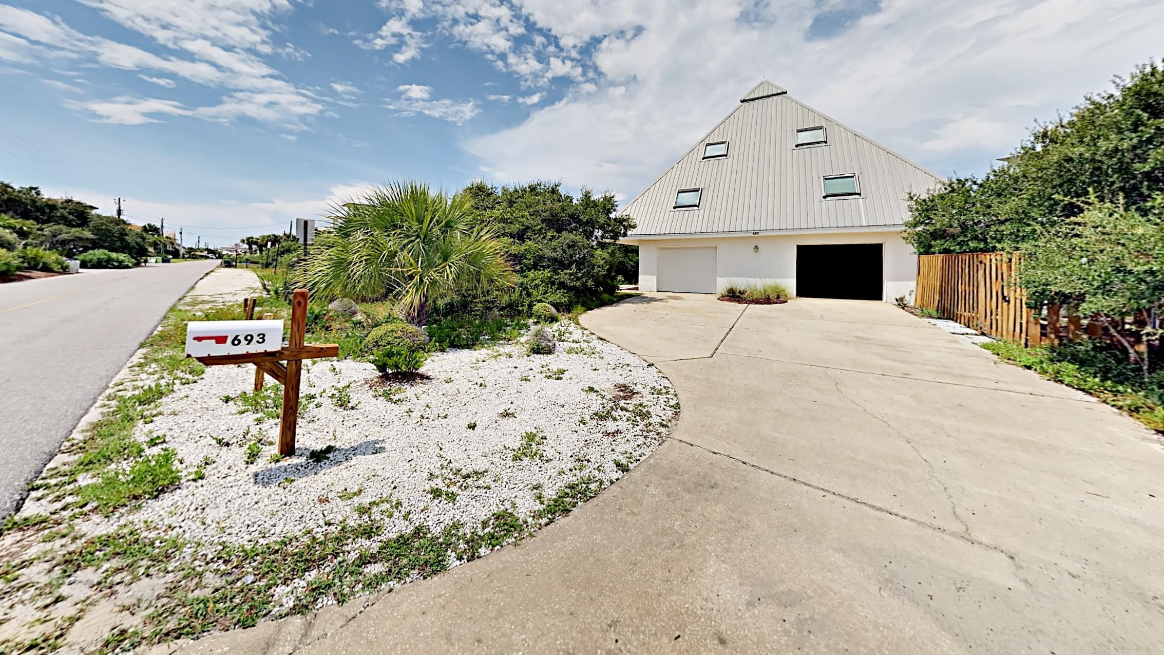 BLUE MOUNTAIN BEACH - Residential