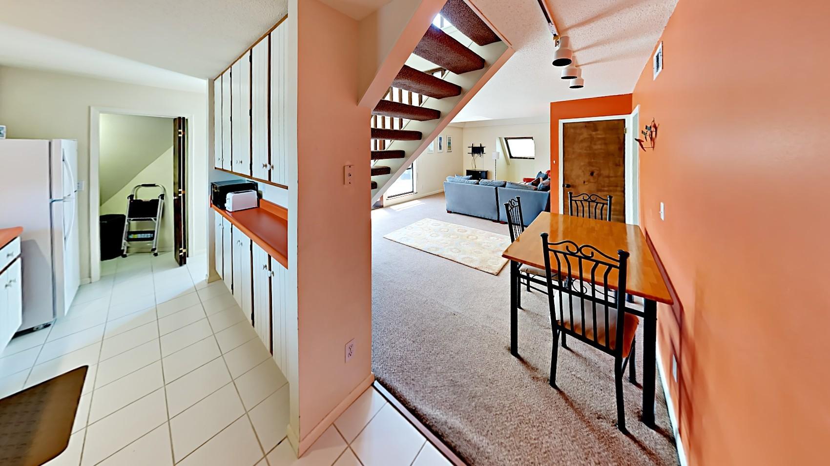 BLUE MOUNTAIN BEACH - Residential