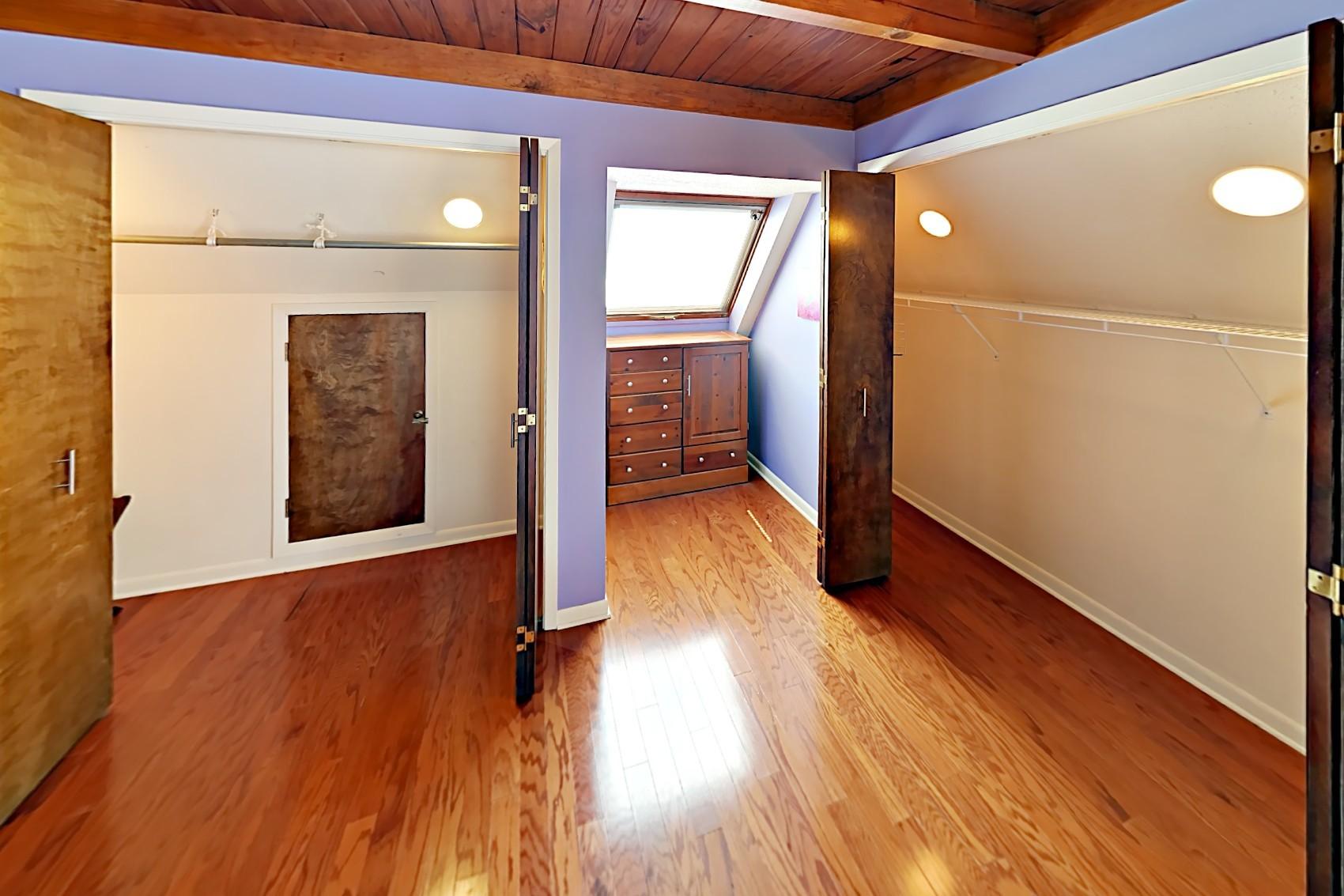 BLUE MOUNTAIN BEACH - Residential