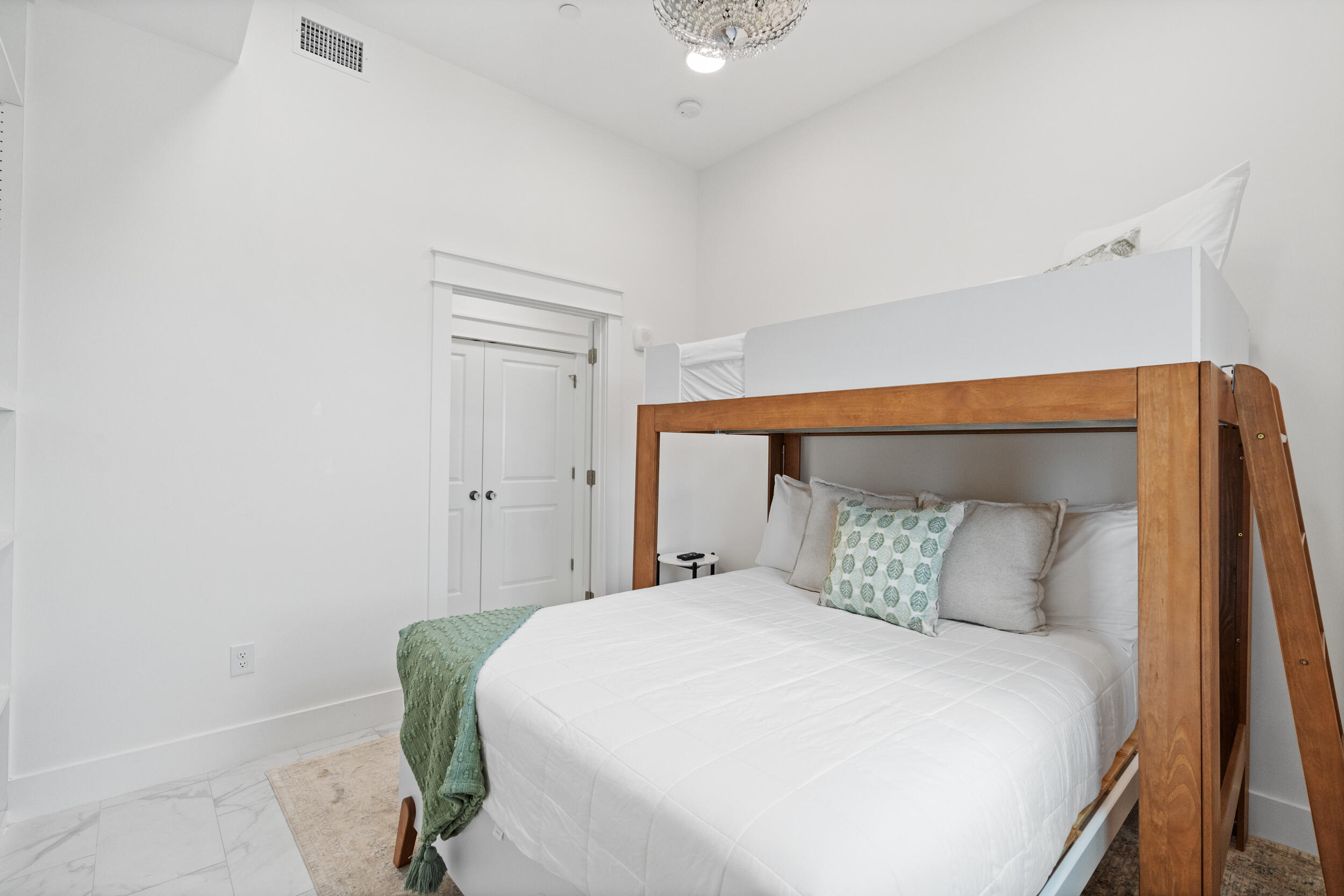 Parkside at the Henderson - Residential