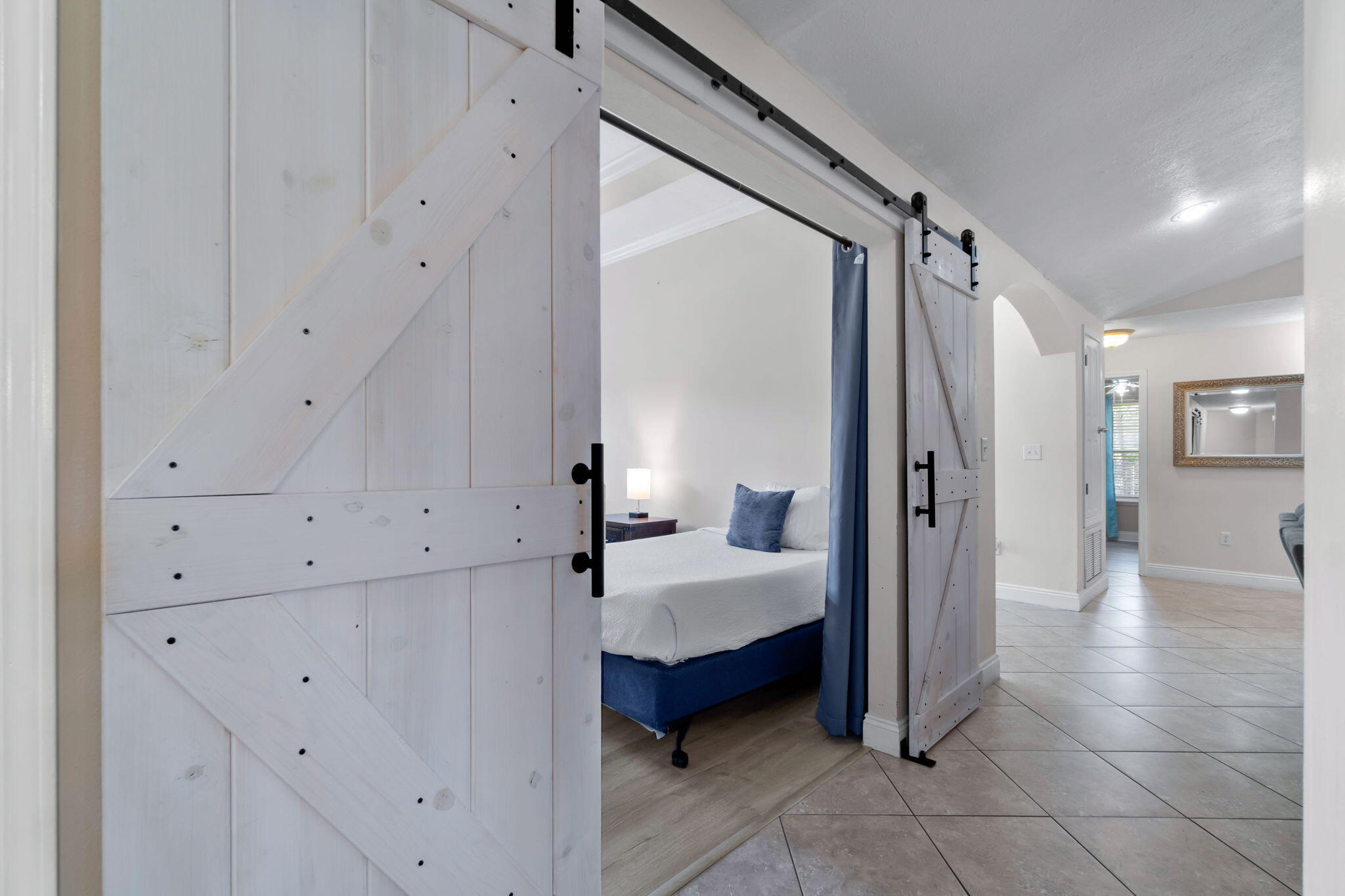 HOLLEY BY THE SEA - Residential