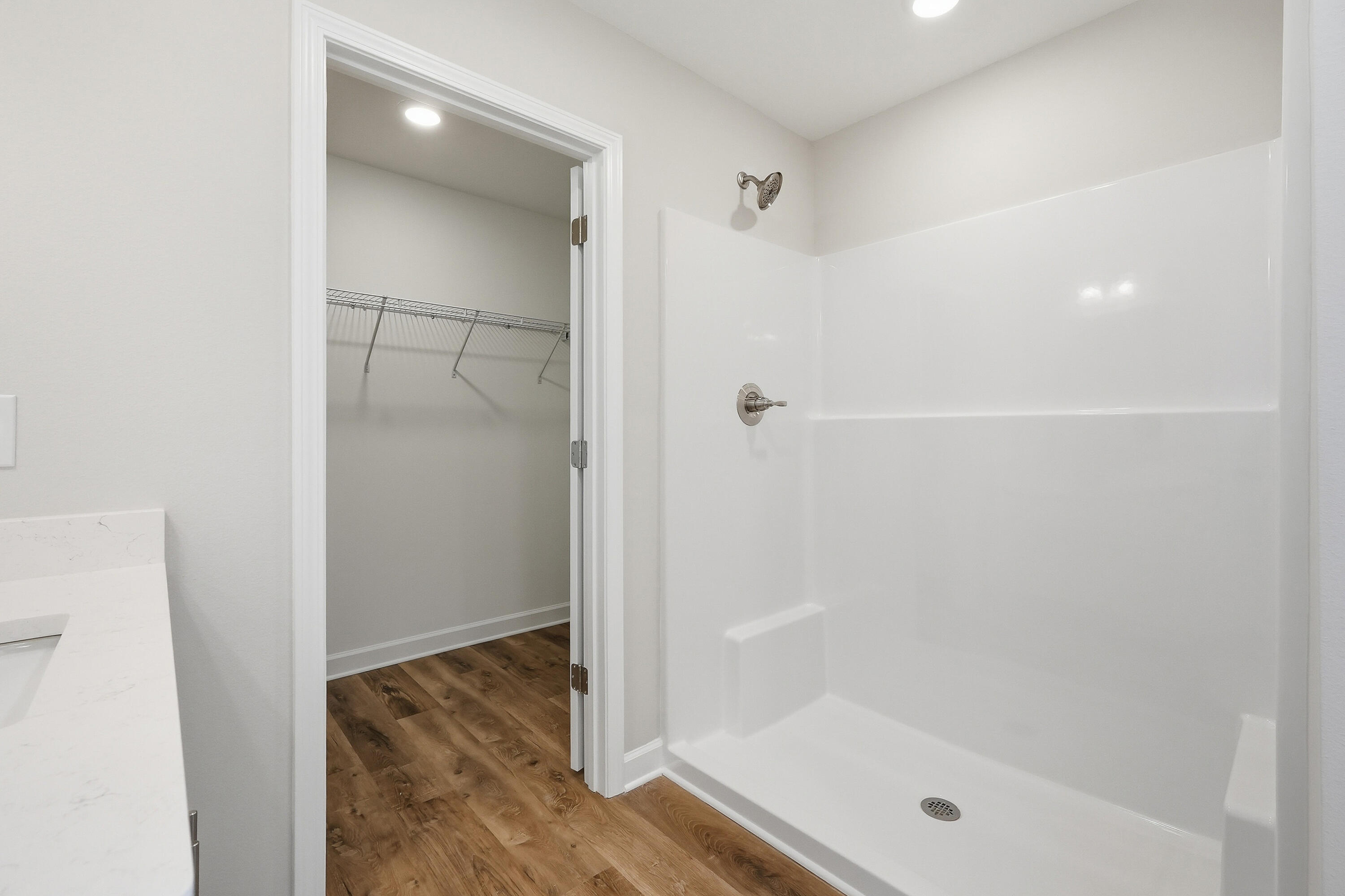 SOUTHERN DAY CHATEAU - Residential