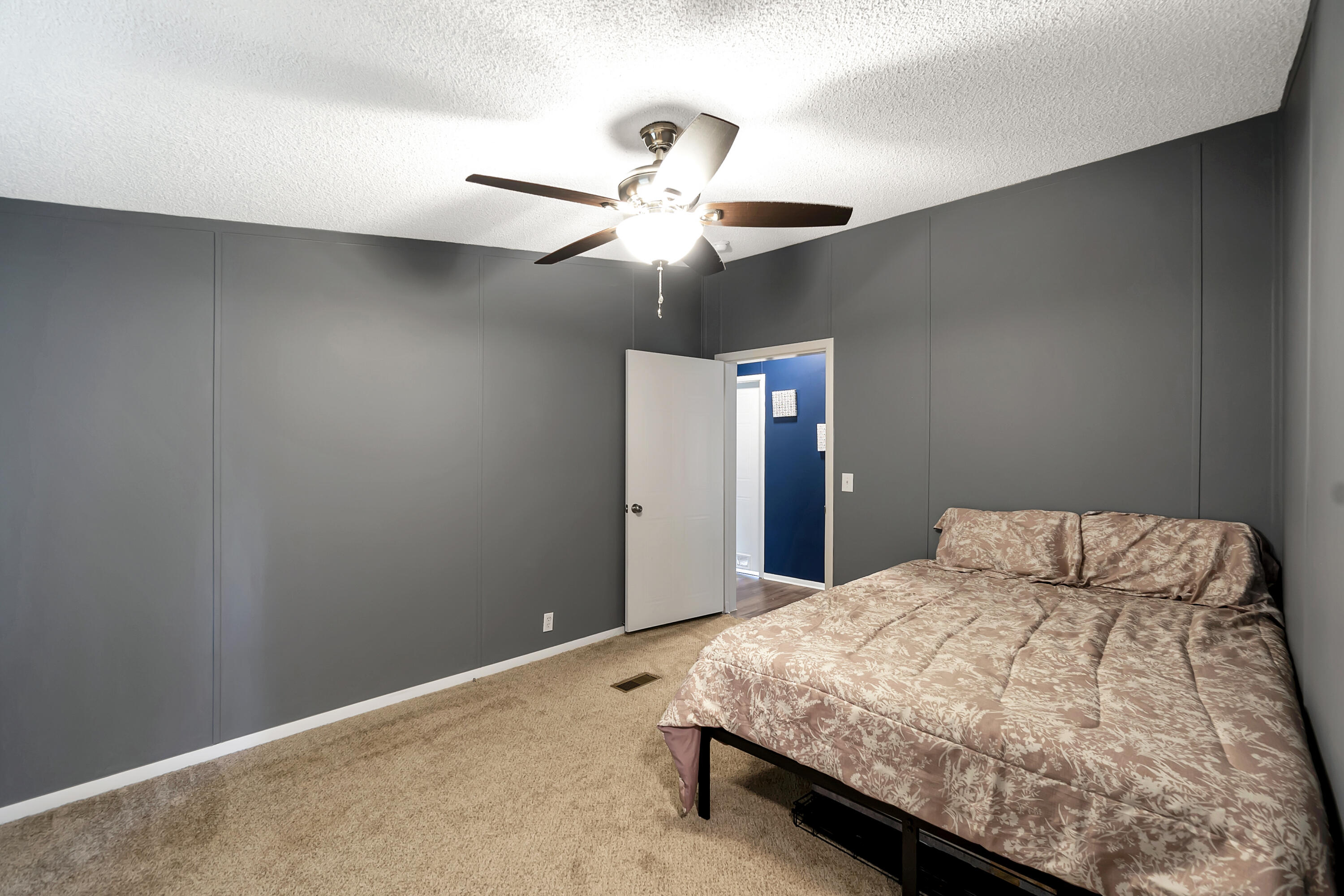 CRESCENT SHORES - Residential