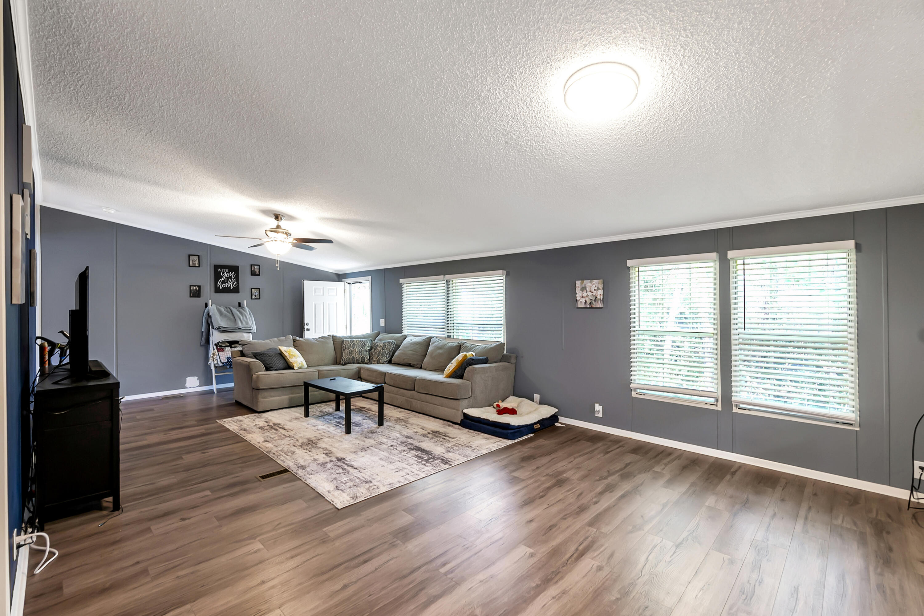 CRESCENT SHORES - Residential