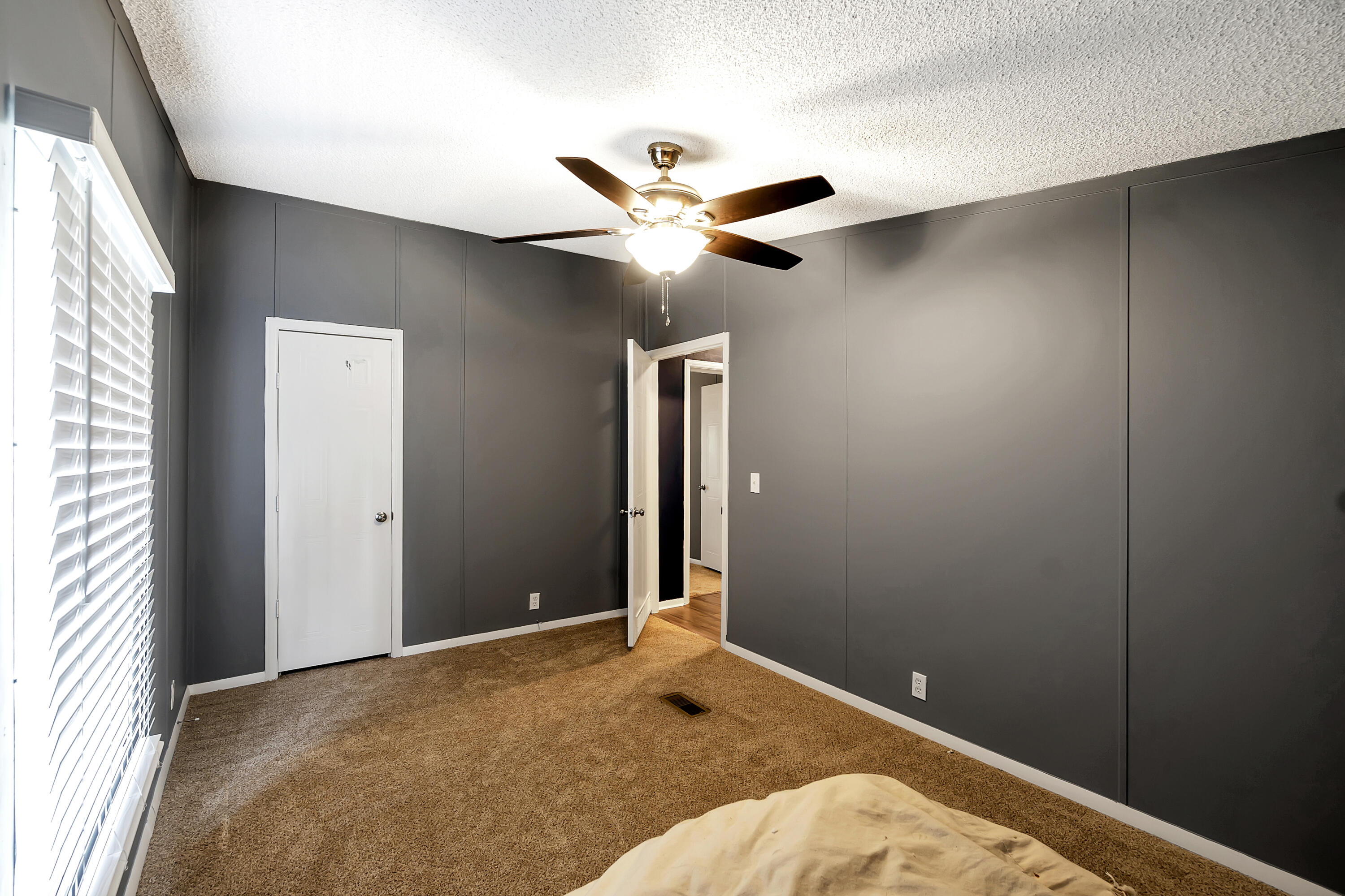 CRESCENT SHORES - Residential