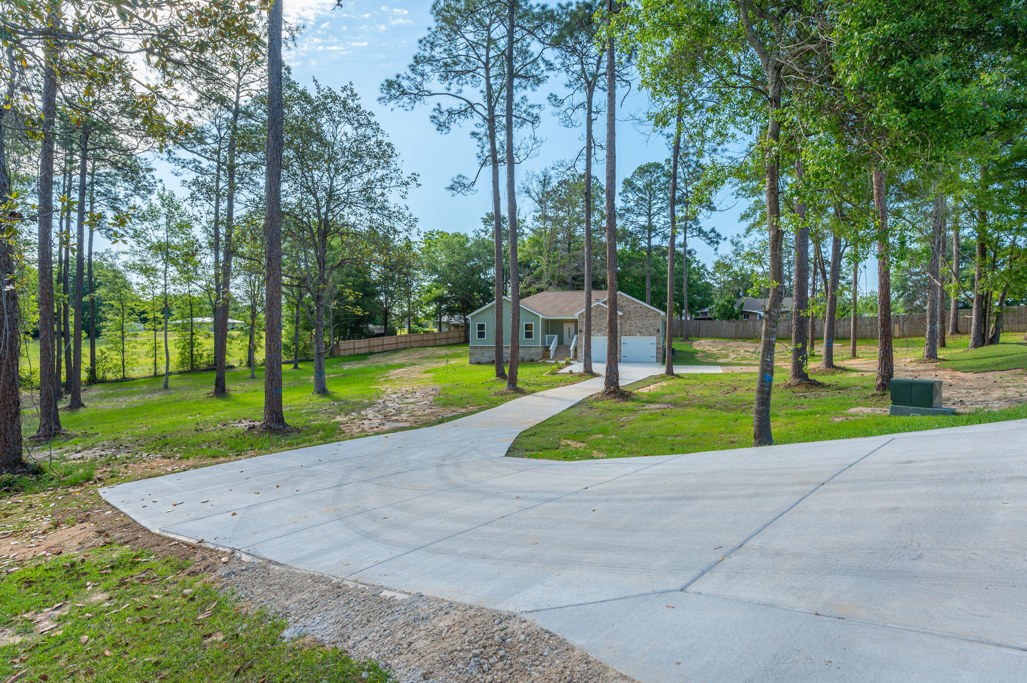 TEN LAKES ESTATES - Residential