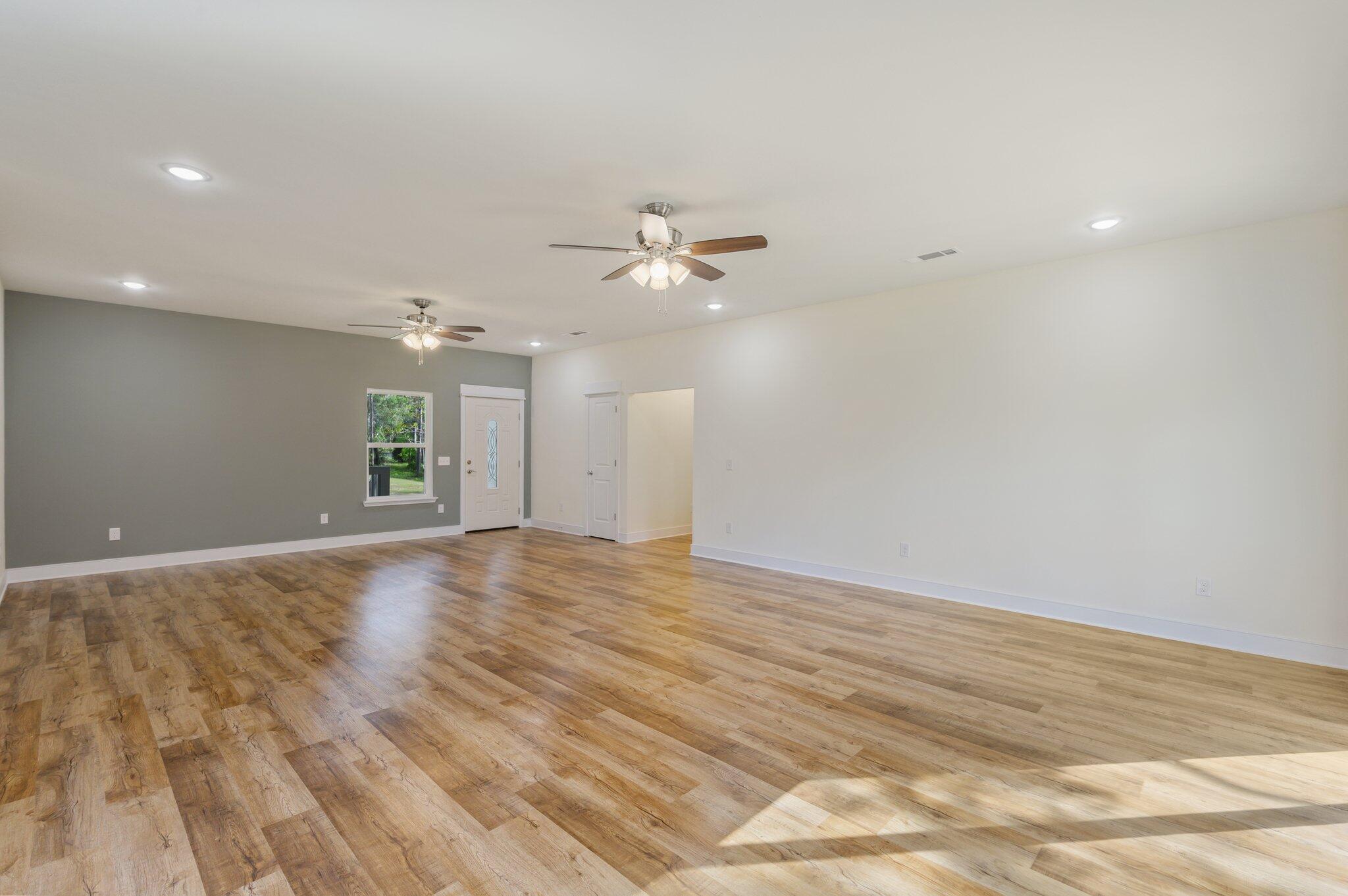 TEN LAKES ESTATES - Residential