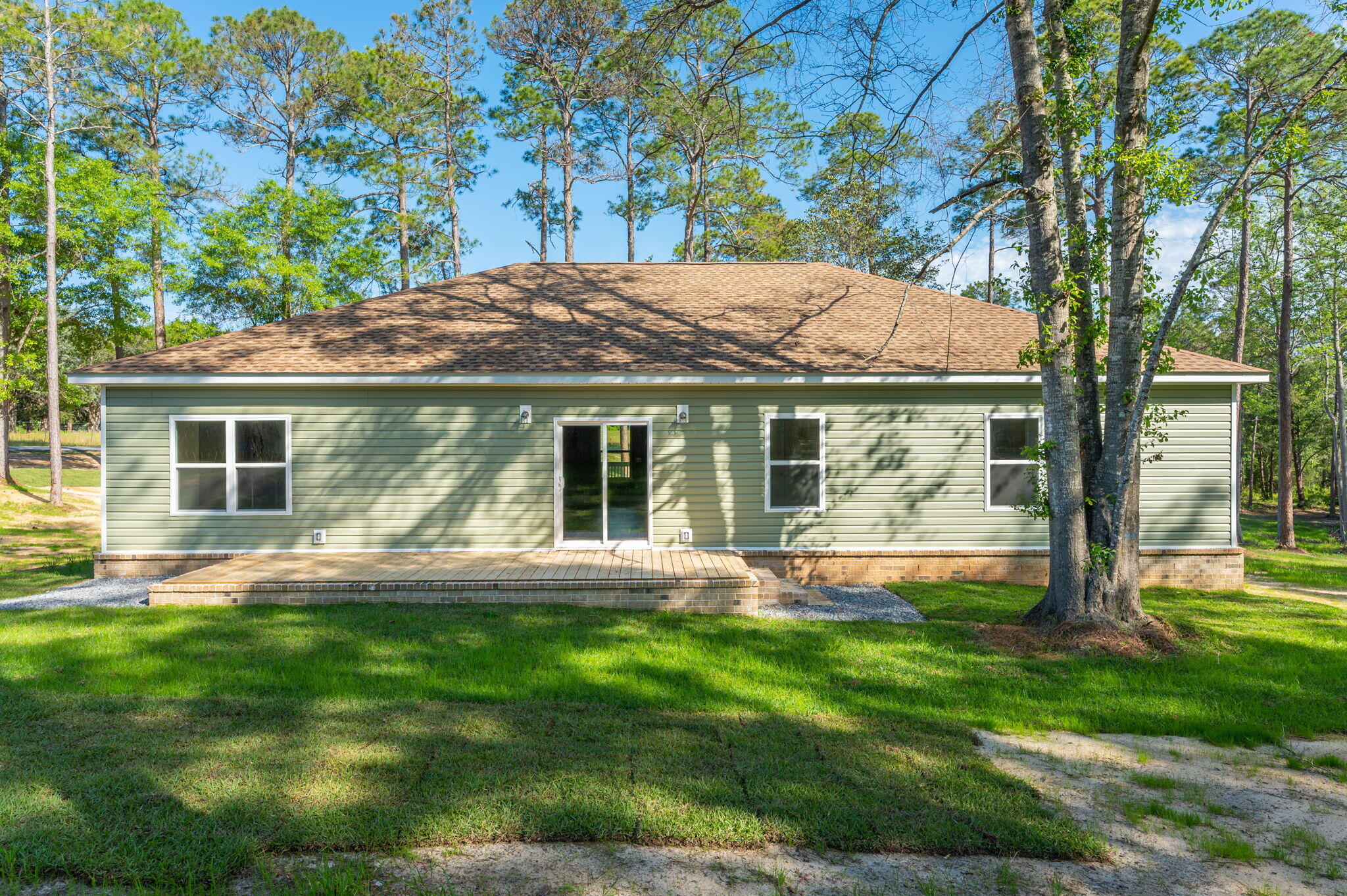 TEN LAKES ESTATES - Residential