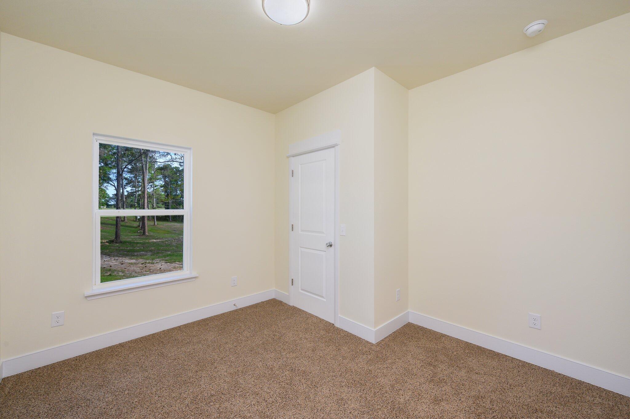 TEN LAKES ESTATES - Residential
