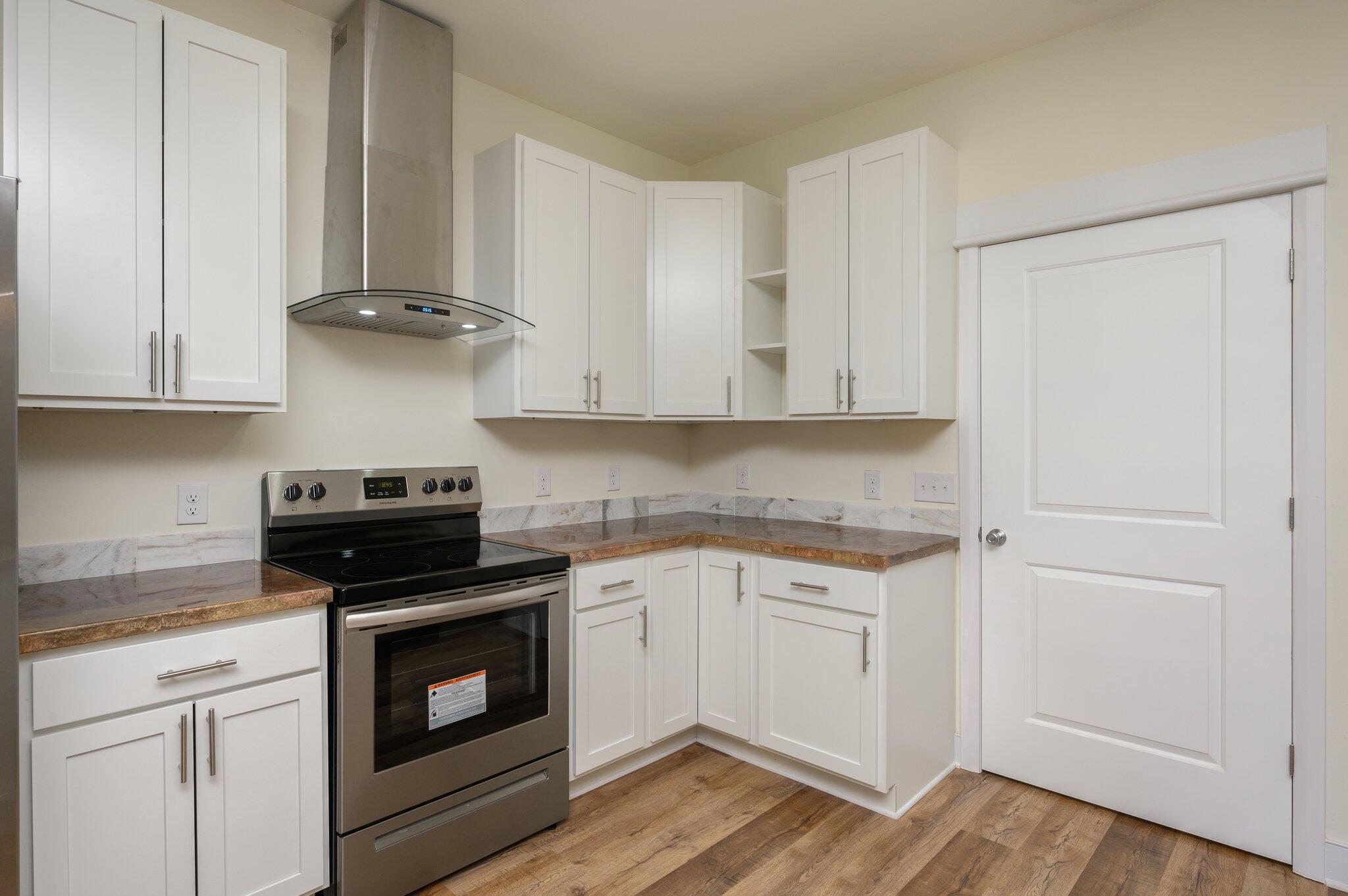 TEN LAKES ESTATES - Residential