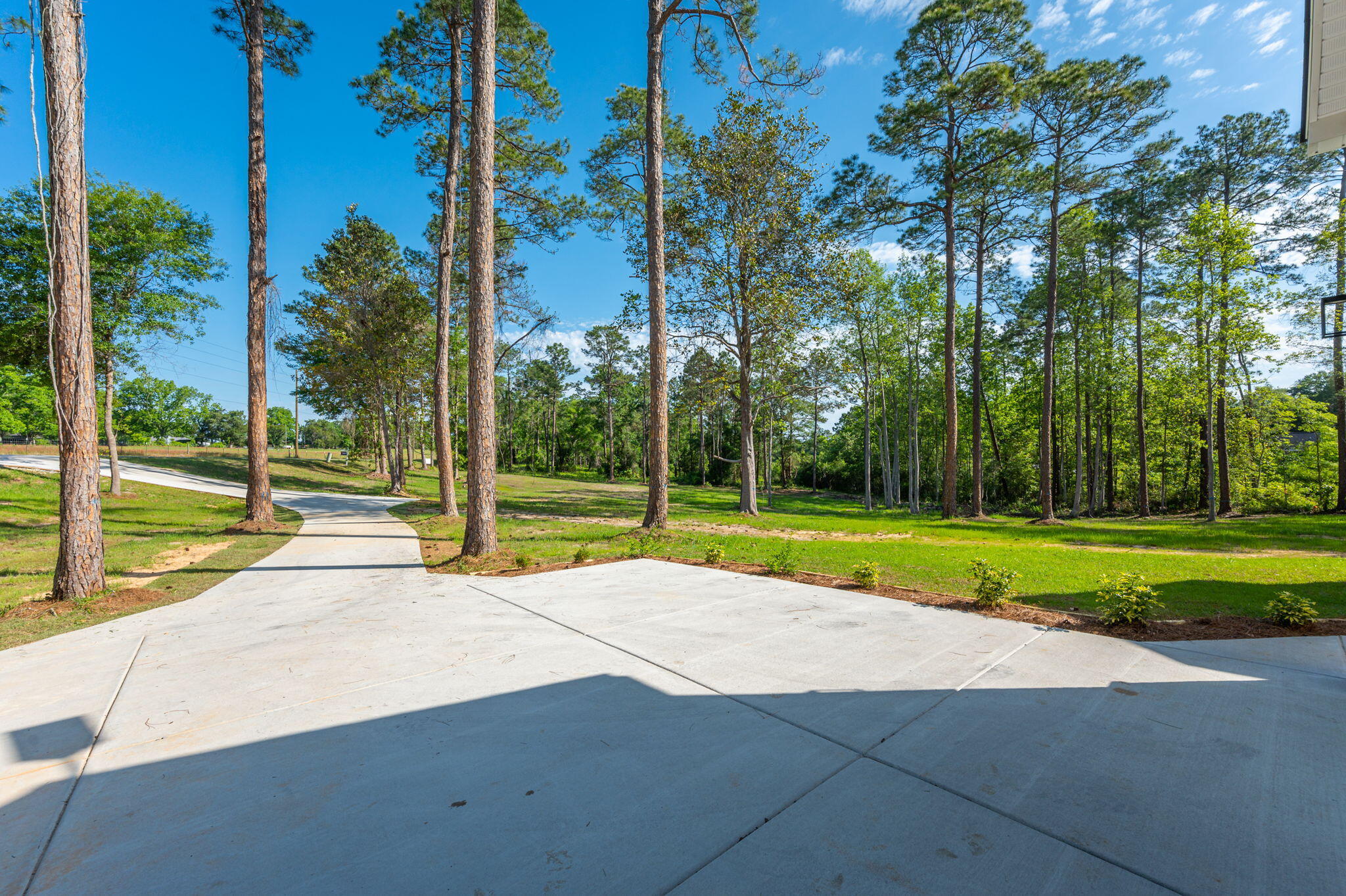 TEN LAKES ESTATES - Residential