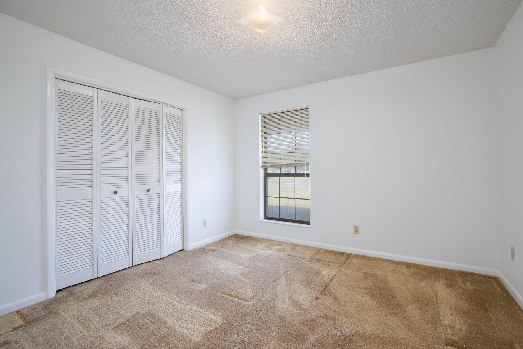 CRESCENT SHORES - Residential