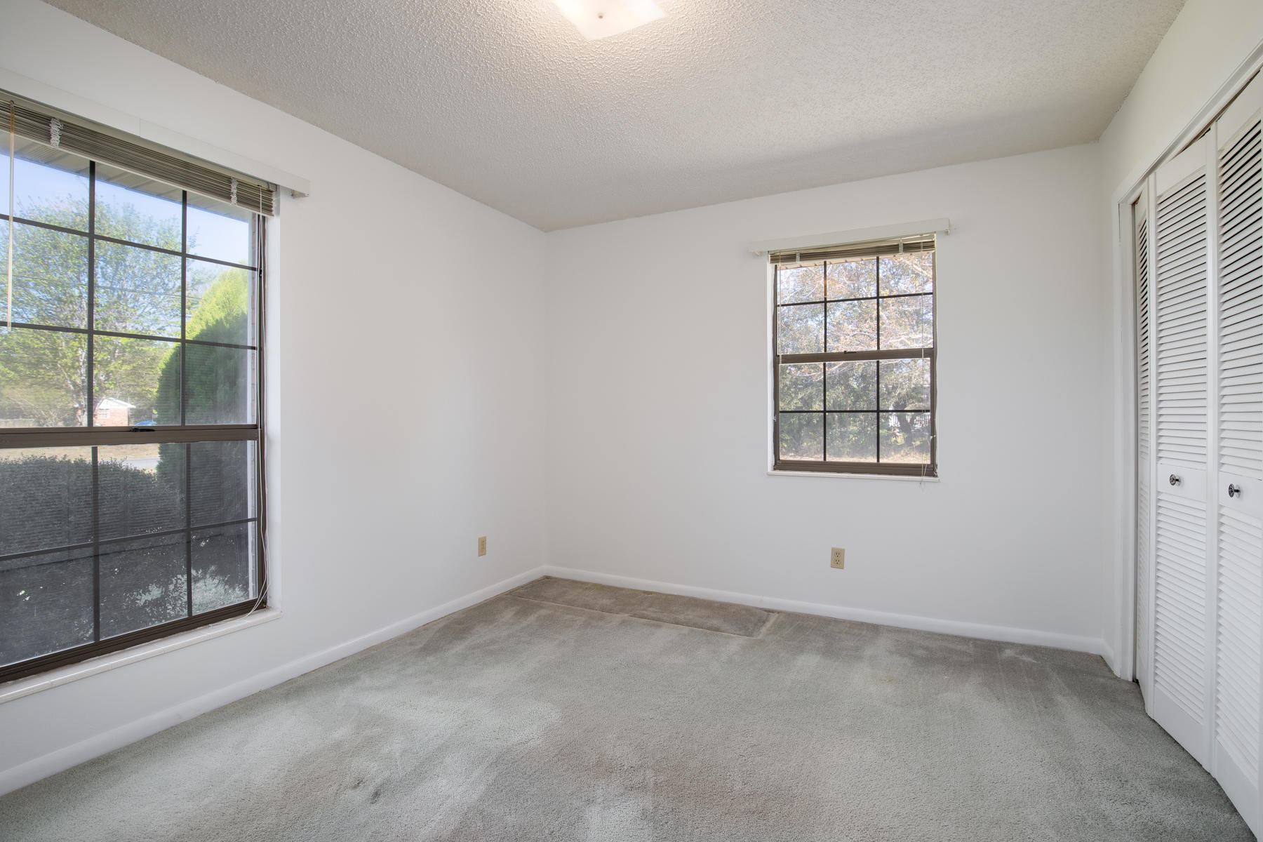 CRESCENT SHORES - Residential