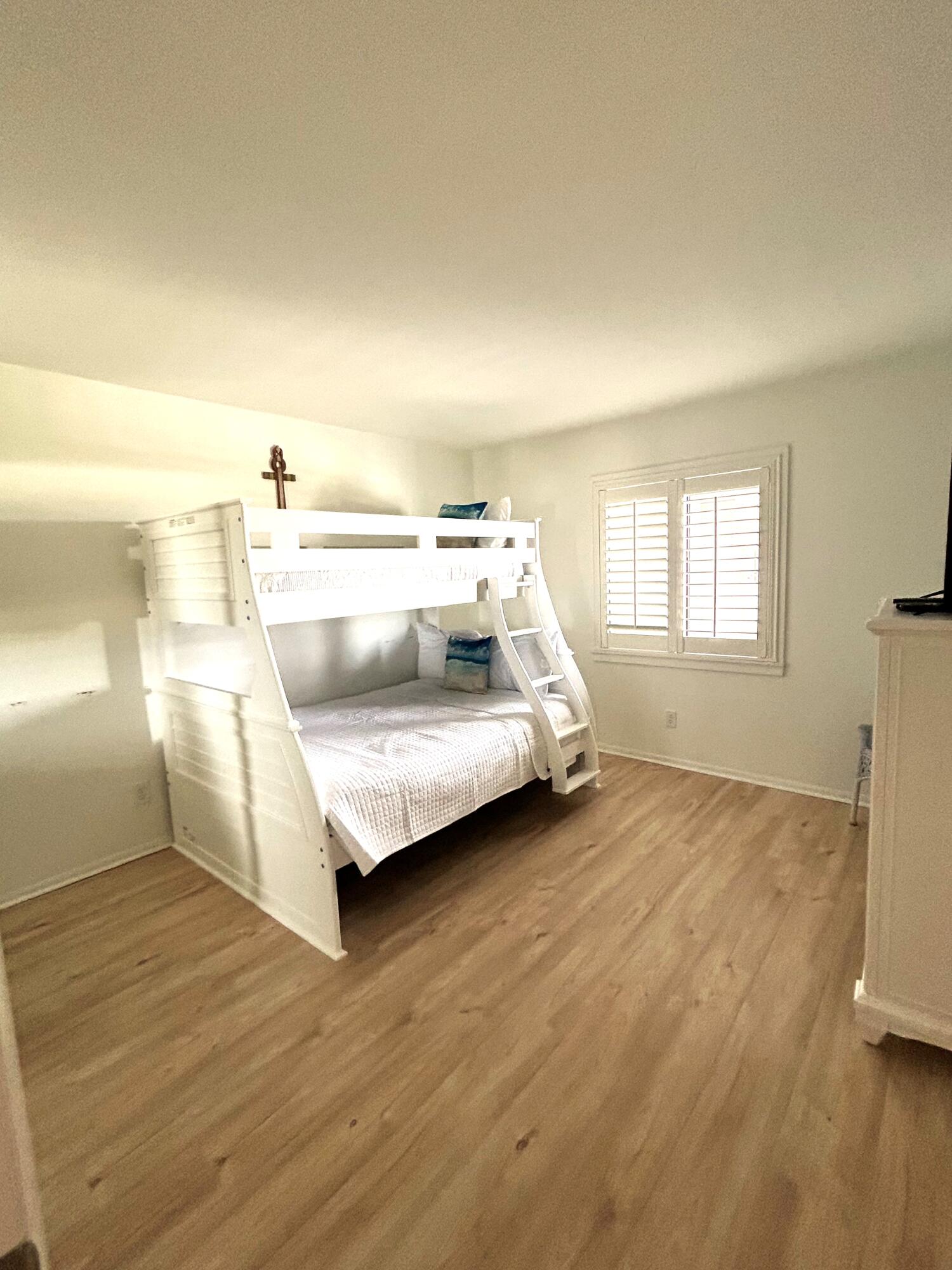 EMERALD TOWERS - Residential