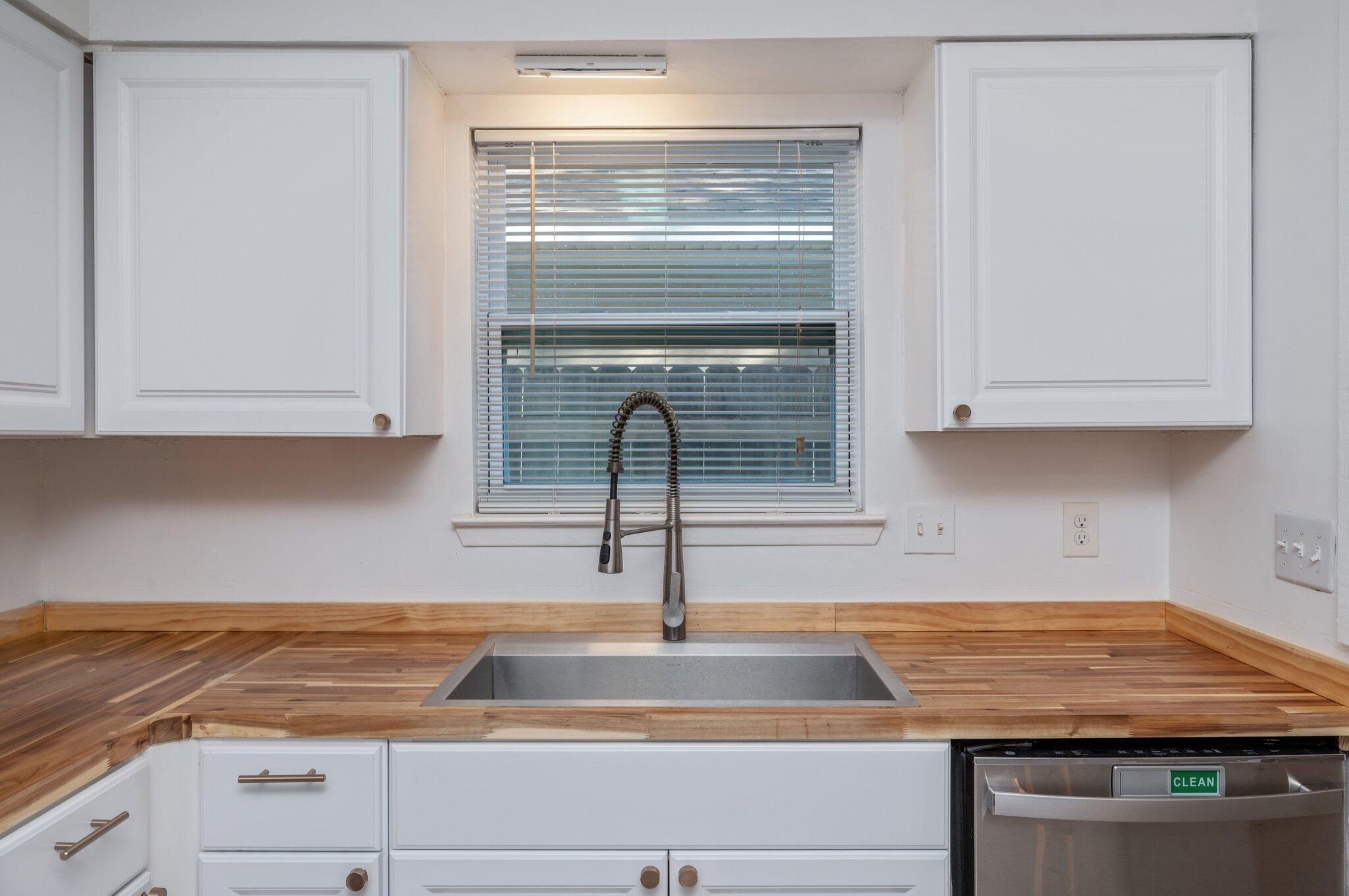 FT WALTON S0UTH-INTR - Residential Lease
