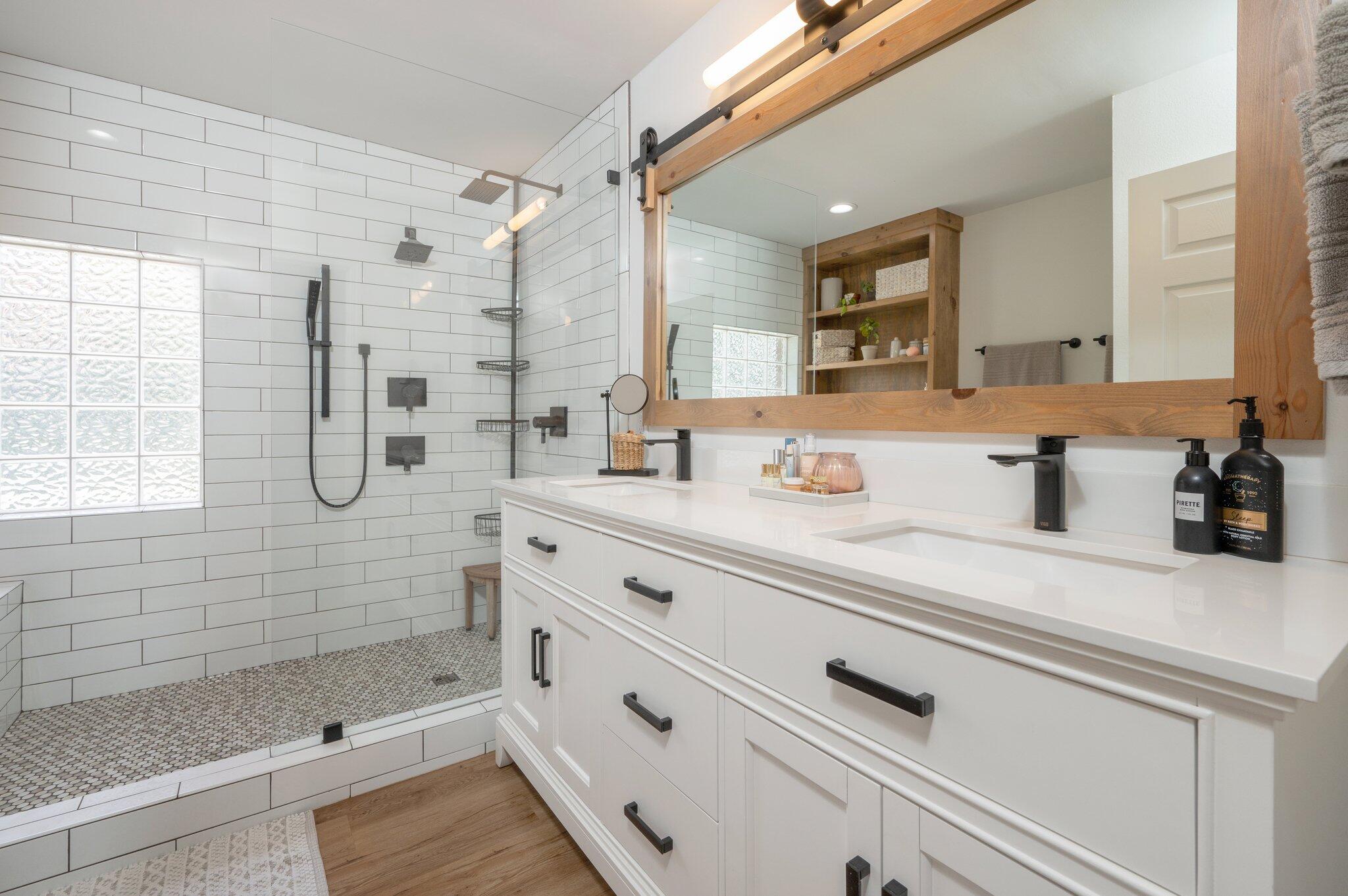 INDIAN LAKE PH 3 - Residential