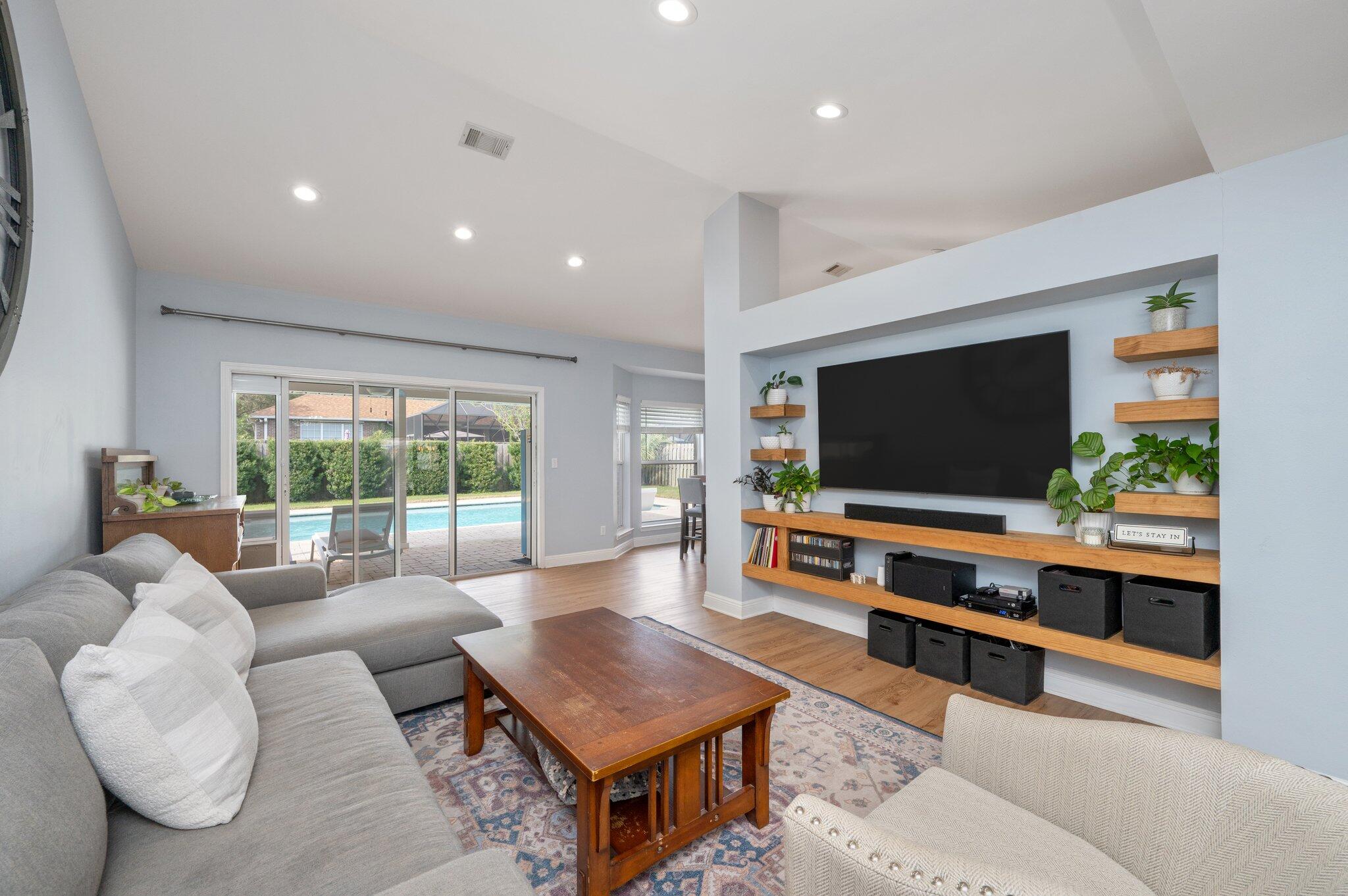 INDIAN LAKE PH 3 - Residential