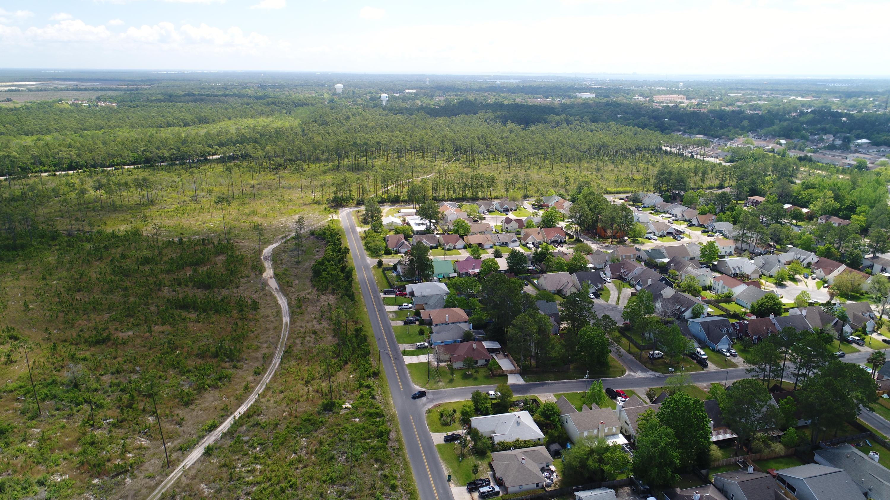 VILLAGE WEST - Residential