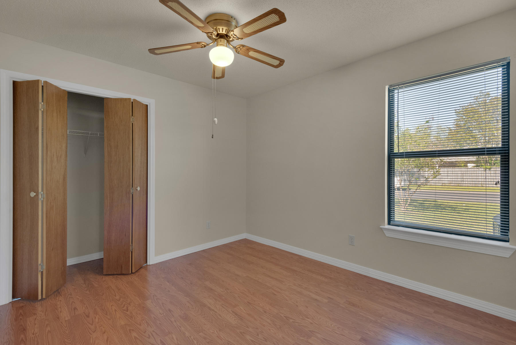 VILLAGE WEST - Residential