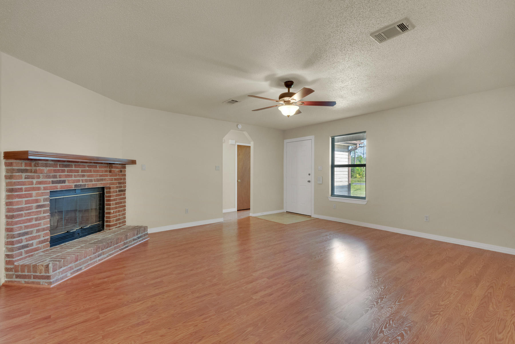 VILLAGE WEST - Residential