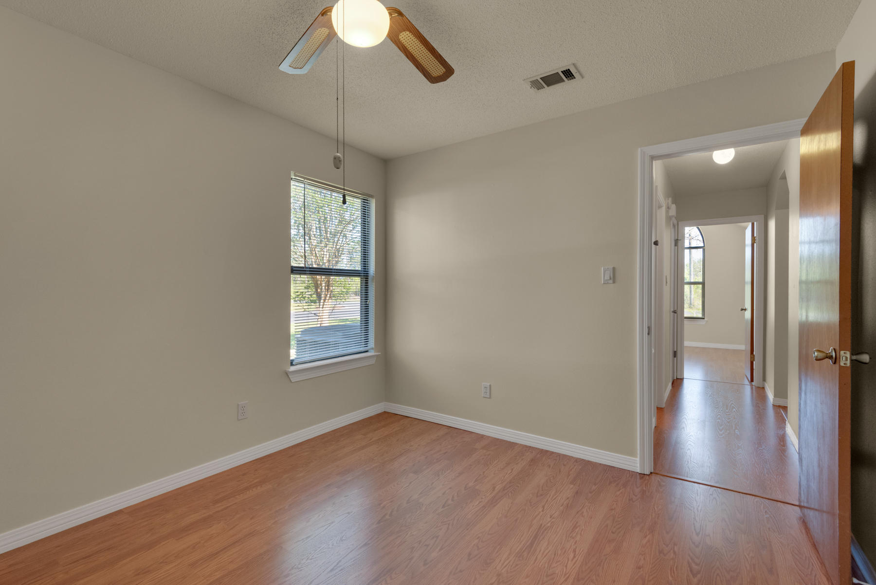 VILLAGE WEST - Residential