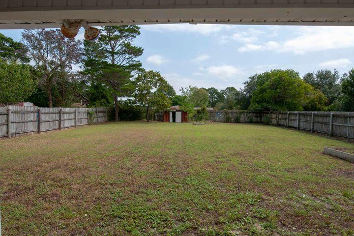 HILLCREST S/D LOT 3 - Residential