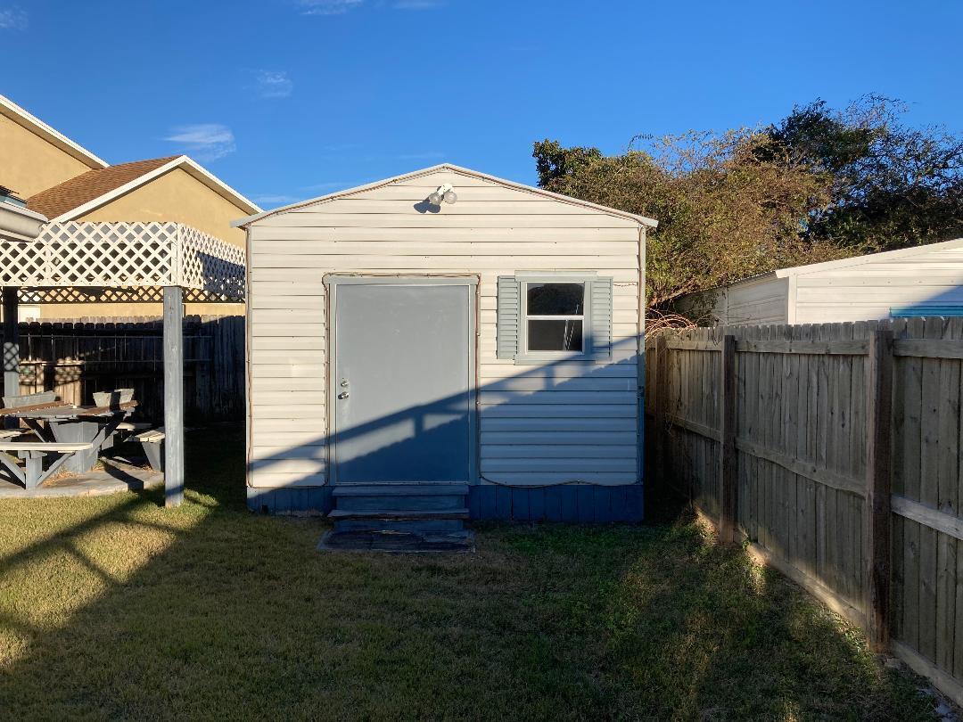 SEACLUSION BEACH - Residential