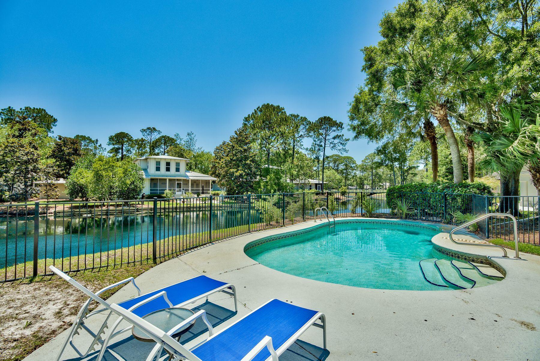 TROON DRIVE - Residential