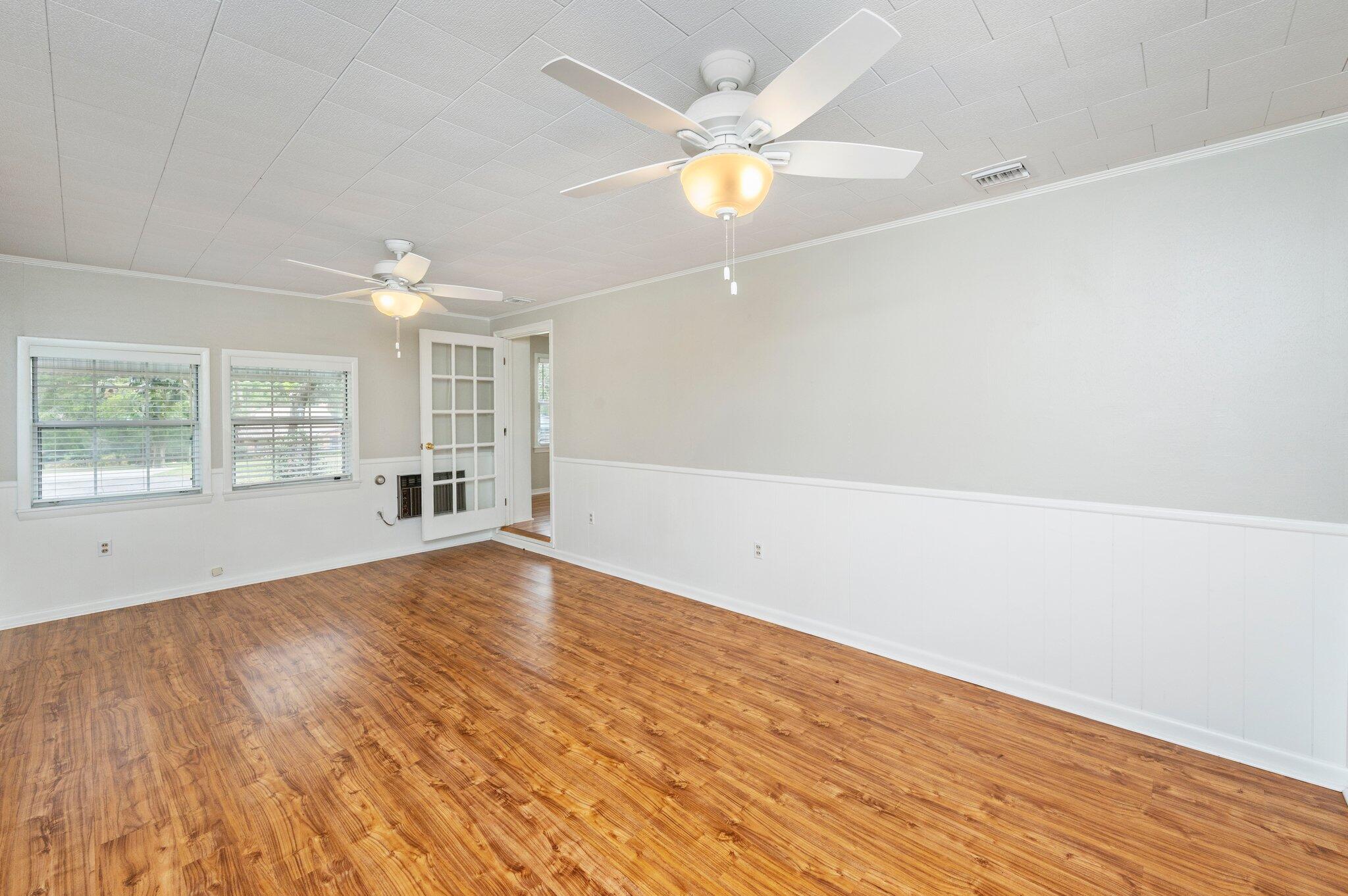 METES & BOUNDS - Residential Lease