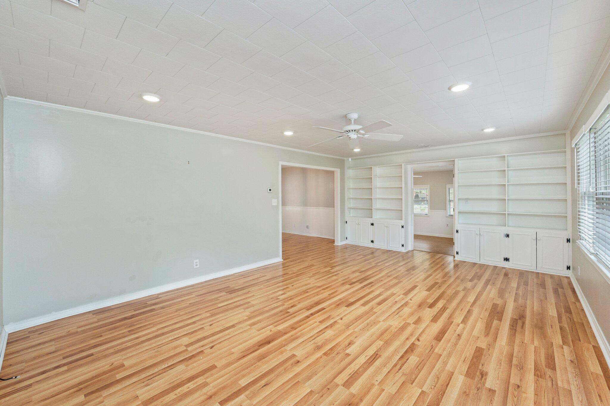 METES & BOUNDS - Residential Lease