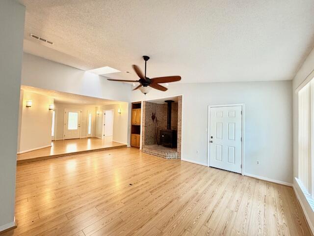 ROCKY BAYOU COUNTRY CLUB ESTATES 3 - Residential Lease