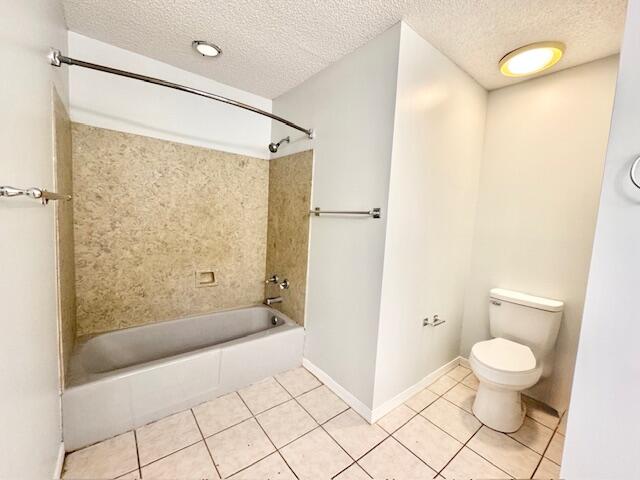 ROCKY BAYOU COUNTRY CLUB ESTATES 3 - Residential Lease