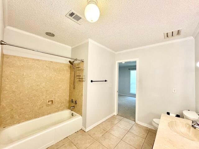 ROCKY BAYOU COUNTRY CLUB ESTATES 3 - Residential Lease