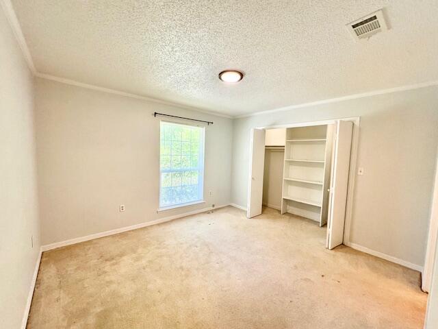 ROCKY BAYOU COUNTRY CLUB ESTATES 3 - Residential Lease