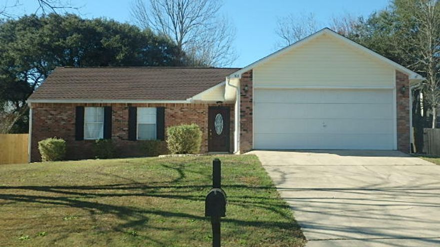 Newly Renovated Home to include New Roof (December 2015) in South Crestview. The homes entry leads you to the spacious living room with laminate flooring, vaulted ceiling, wood burning fireplace, ceiling fan, 2 wood faux blinds & sliding glass door with a vertical blind. The dining area is large enough for a table that will comfortably sit 8. The kitchen features a breakfast nook, an abundance of upgraded cabinetry (some with organizers), pantry, granite slab countertops, tile backsplash, under mount composite granite deep sink, stainless steel appliances include smooth top range, microwave, side-by-side refrigerator with ice/water dispenser & bottom freezer, dishwasher, garbage disposal & tile flooring. All bedrooms have laminate flooring, ceiling fans, 2 faux wood blinds and custom