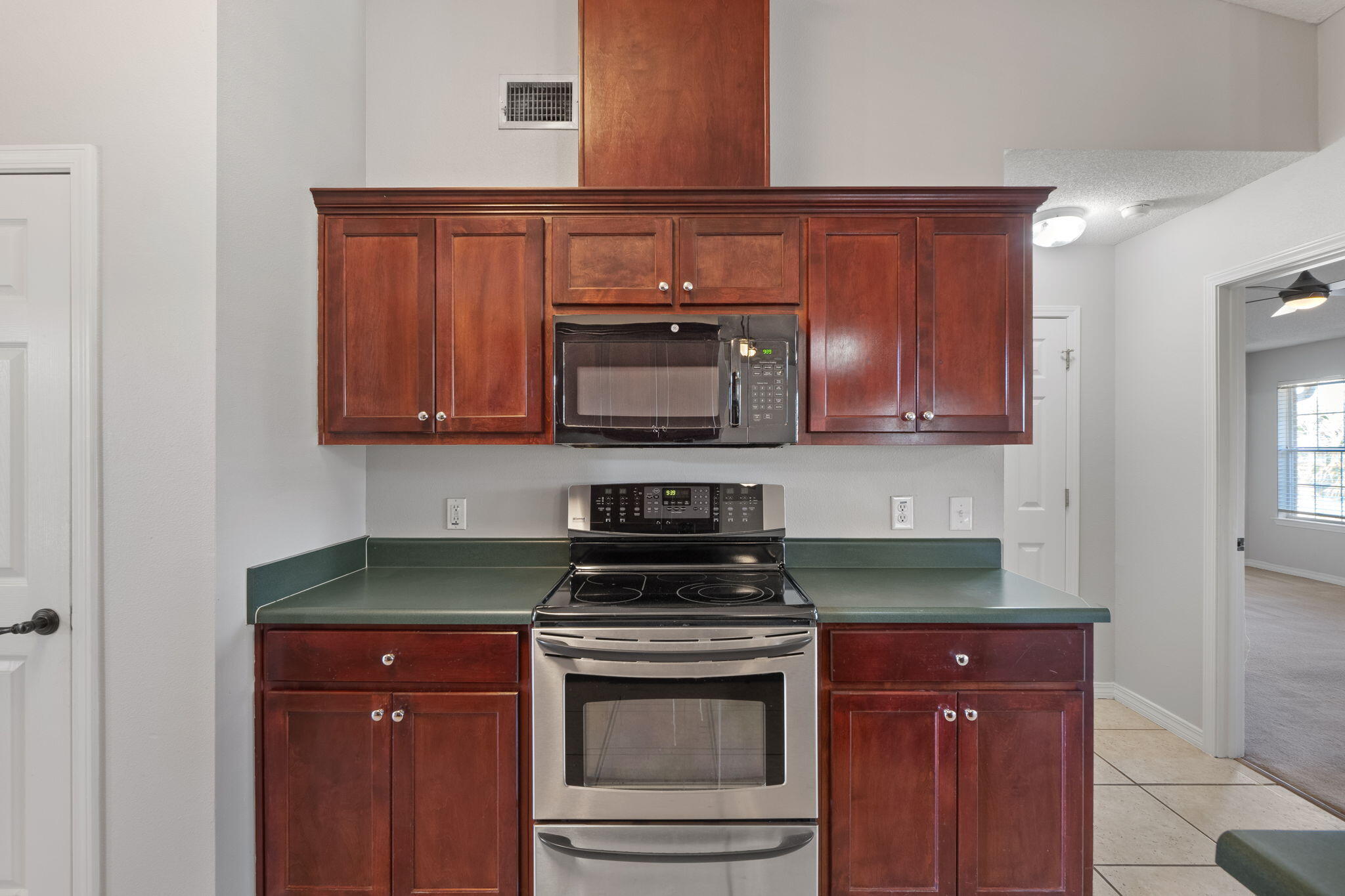 HIDDEN CREEK AT HOLLEY BY THE SEA - Residential