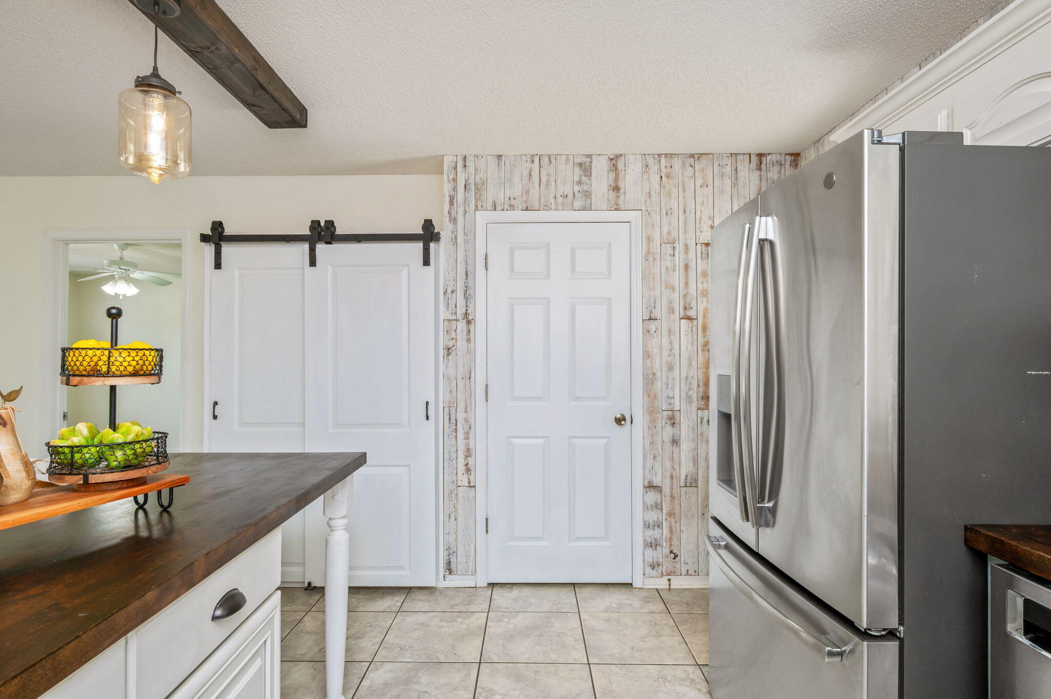 CHARLESTON OAKS - Residential
